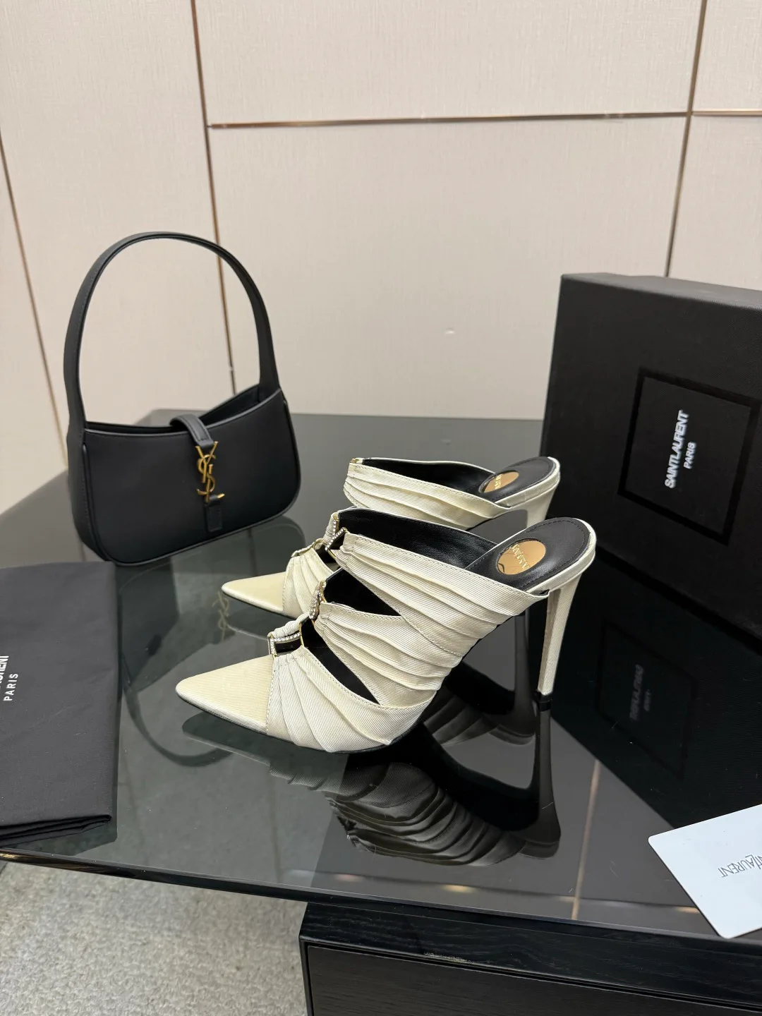 Сандалии Женские Saint Laurent 9317902