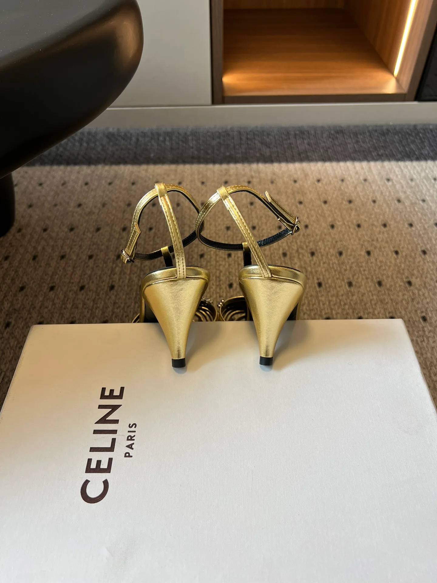 Босоножки Женские Celine 12762609