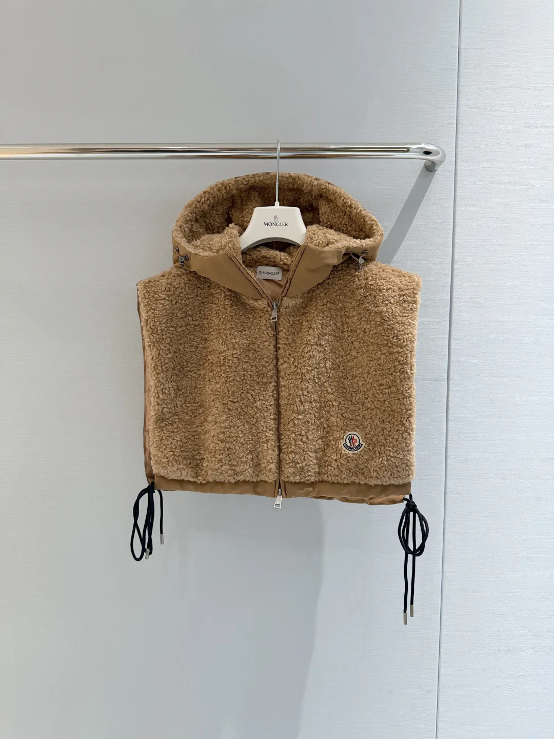 Жилеты Женские Moncler 18439960
