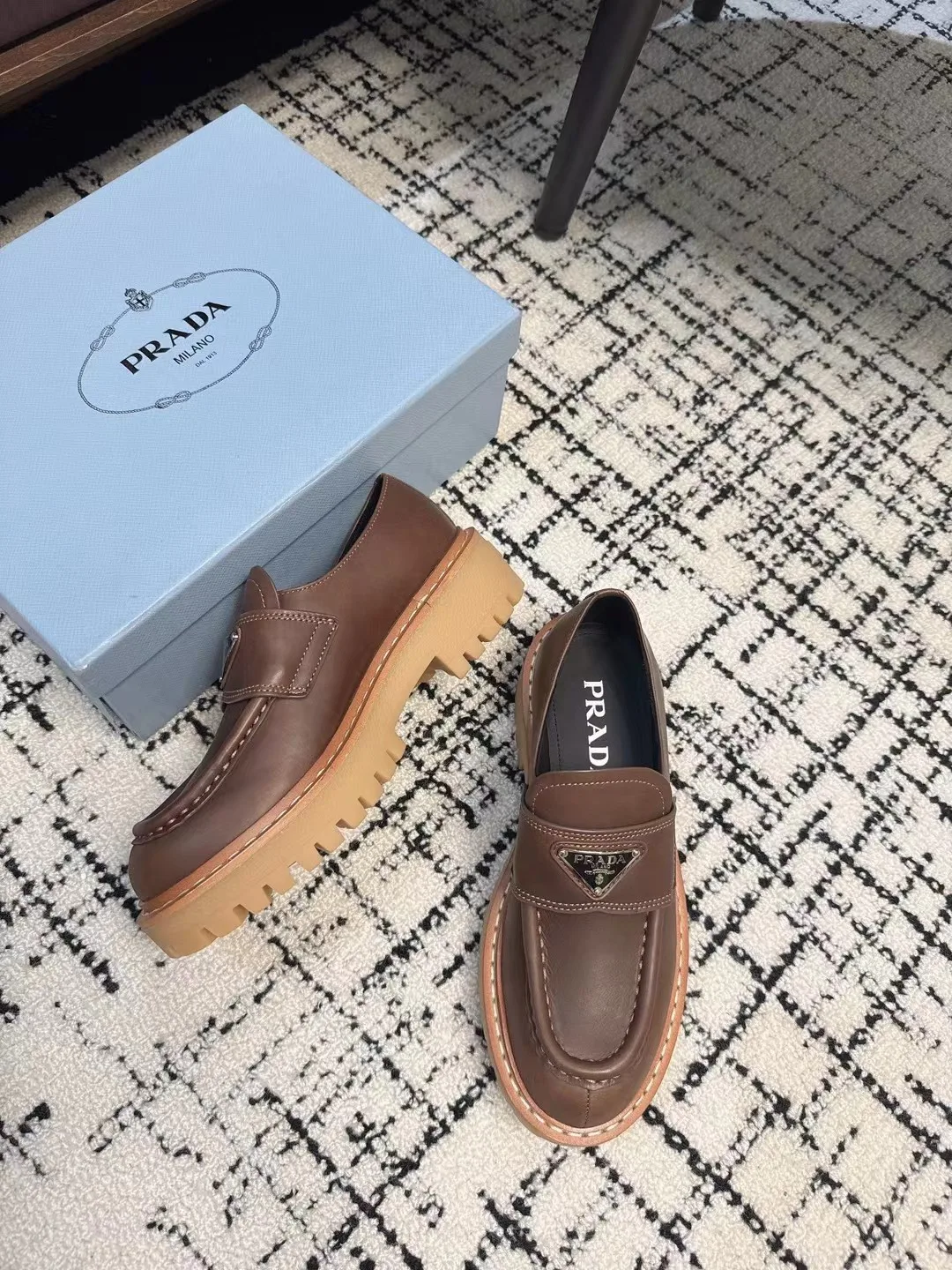 Лоферы И Мокасины Женские Prada 11404100