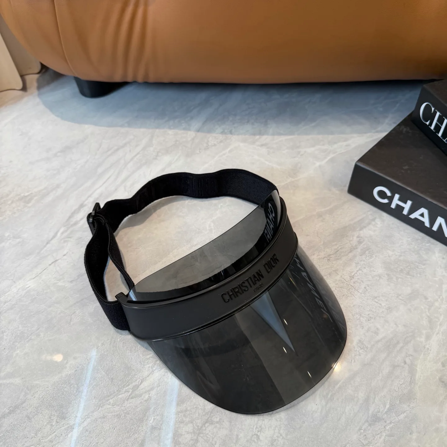Головные Уборы Christian Dior 13294393