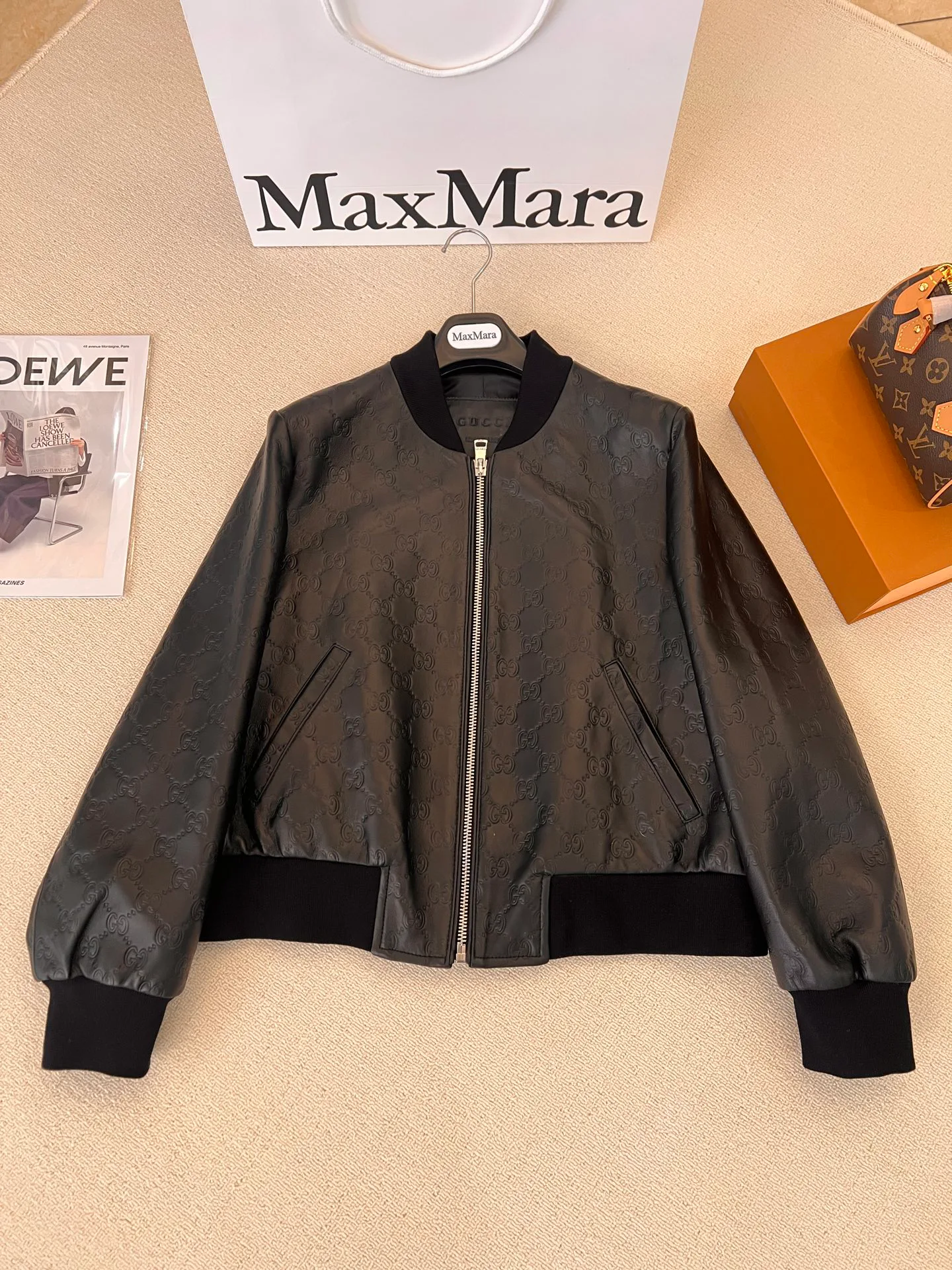 Кожаные Куртки И Дублёнки Женские Gucci 11491538