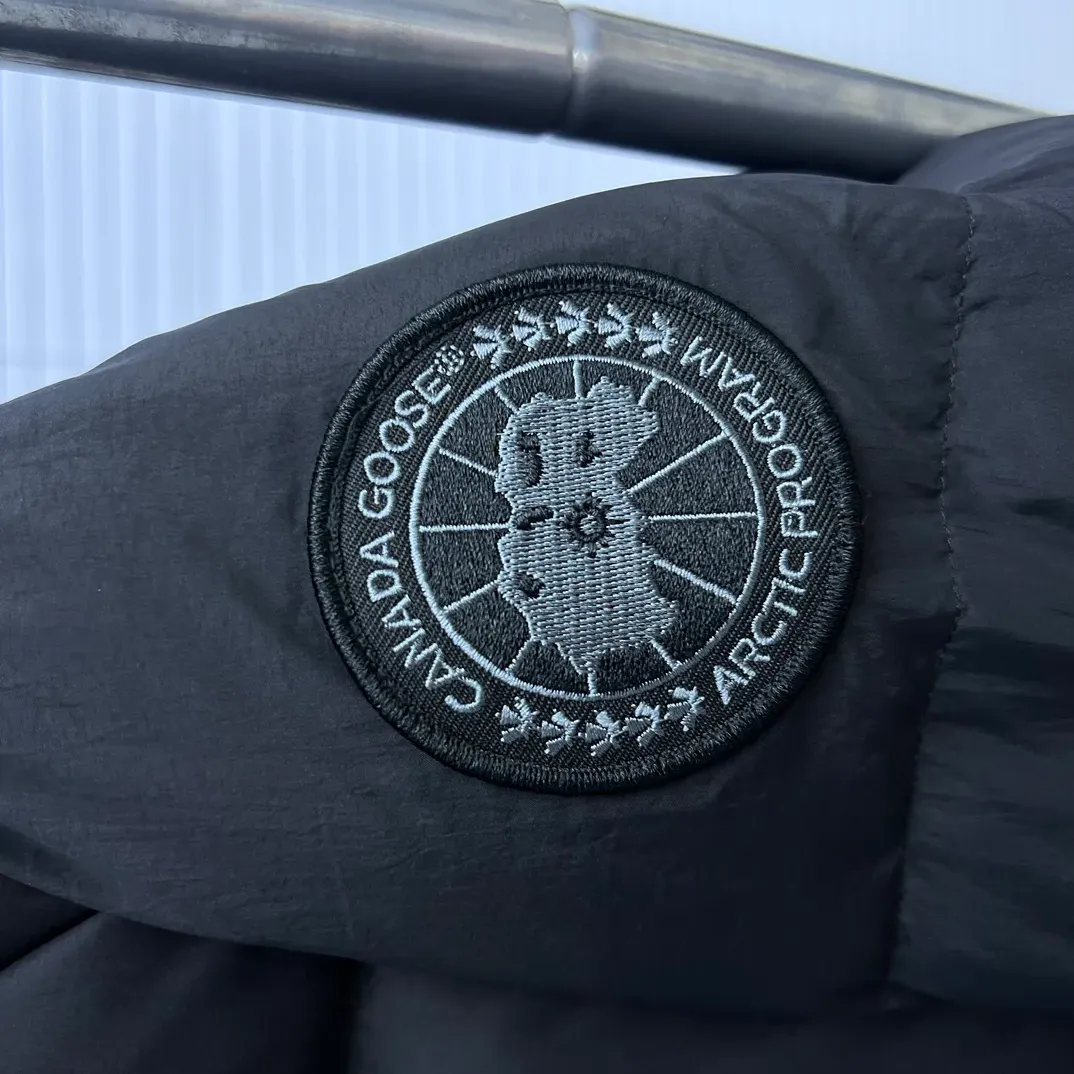 Куртки И Пуховики Женские Canada Goose 2238551