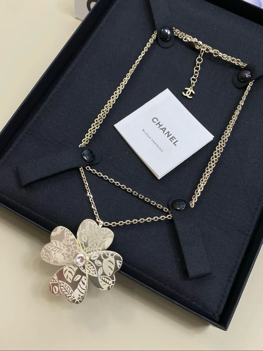 Бижутерия Chanel 5444517