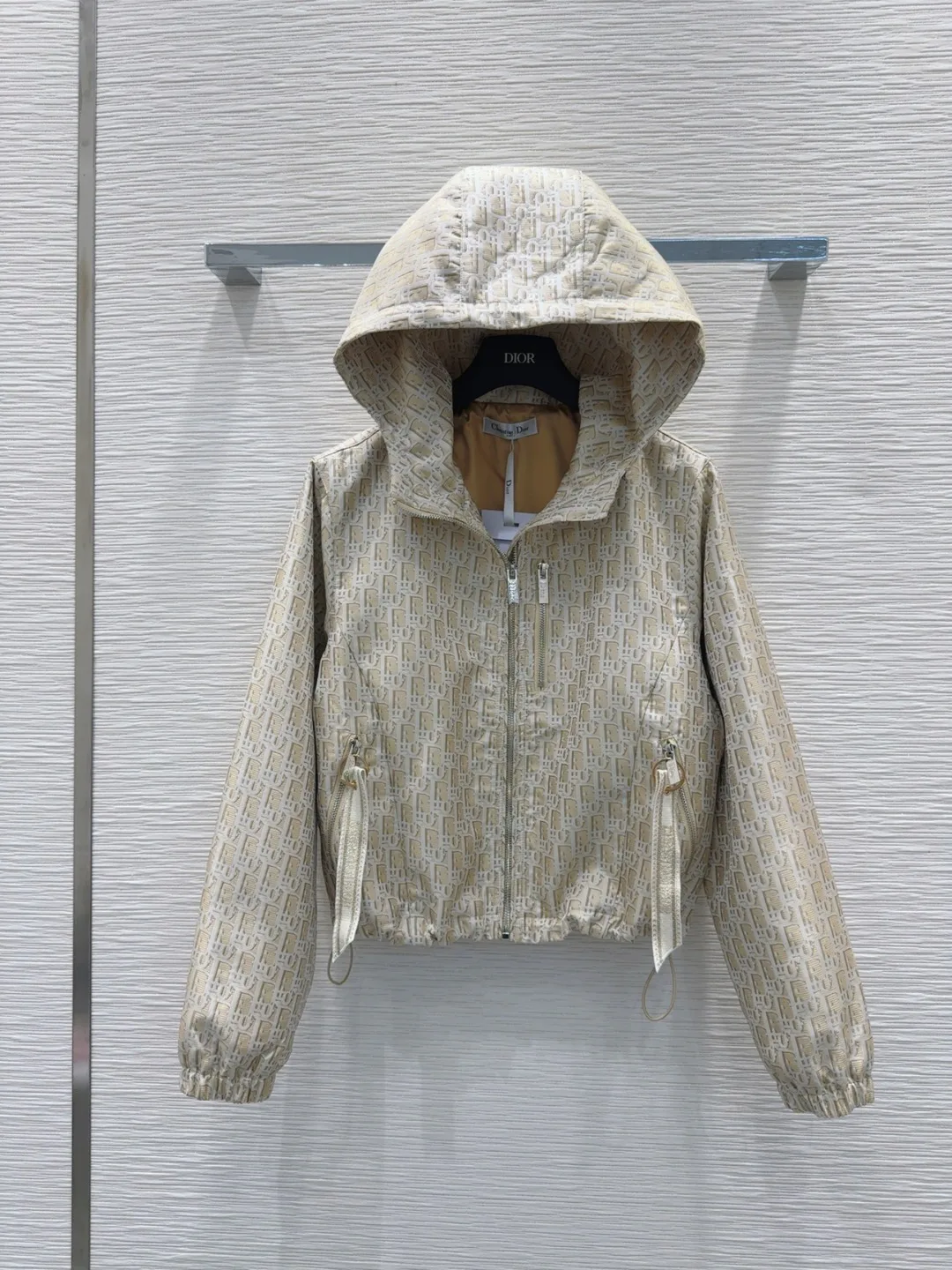 Куртки И Пуховики Женские Christian Dior 89365