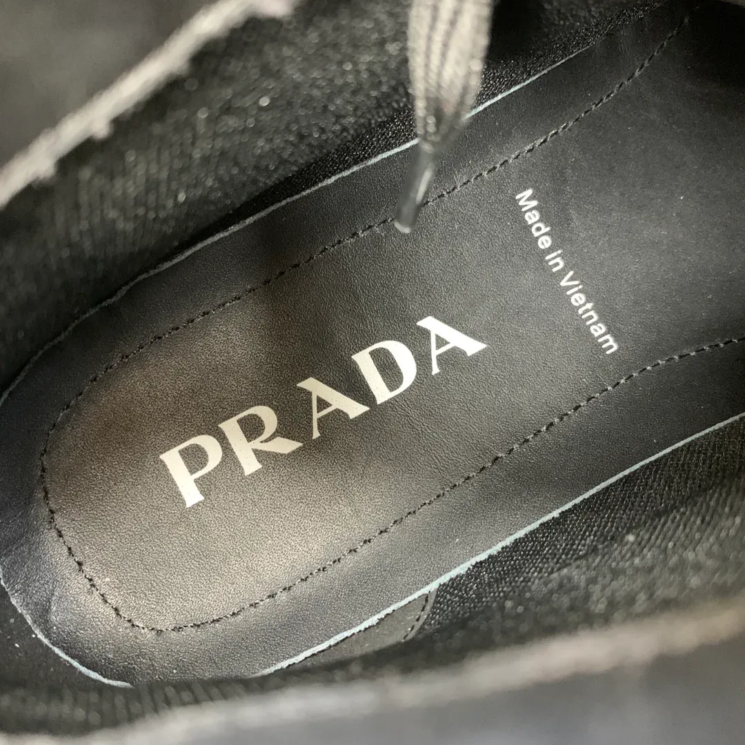 Кроссовки Мужские Prada 5608717