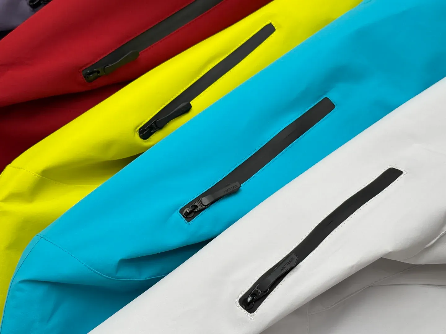 Куртки Женские Arc'teryx 83656