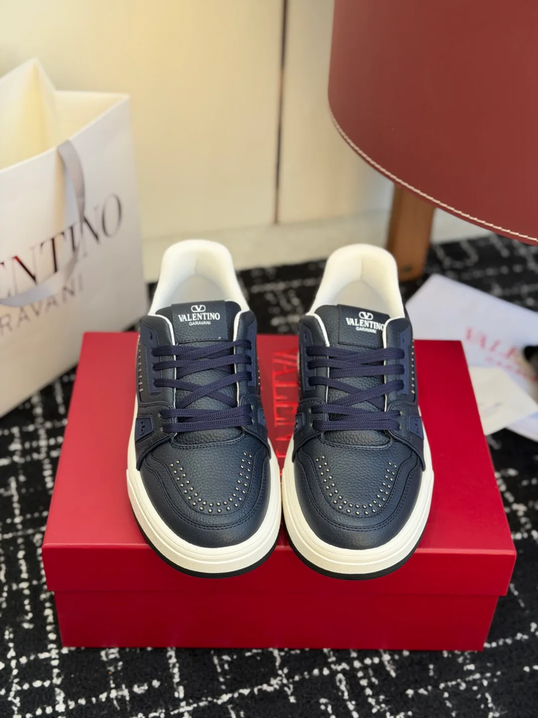 Кроссовки Женские Valentino 11540540