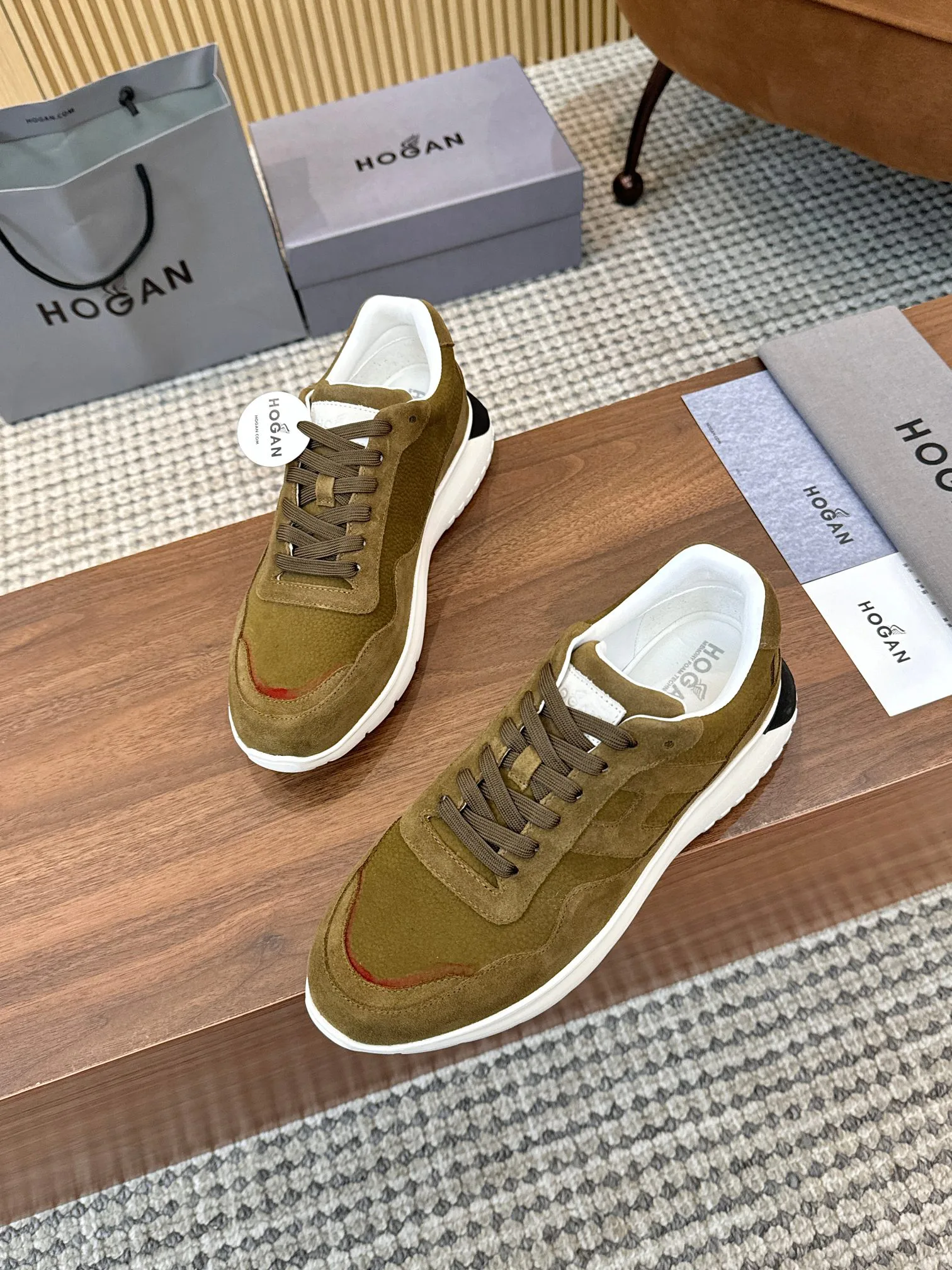 Кроссовки Женские Hogan 12835355