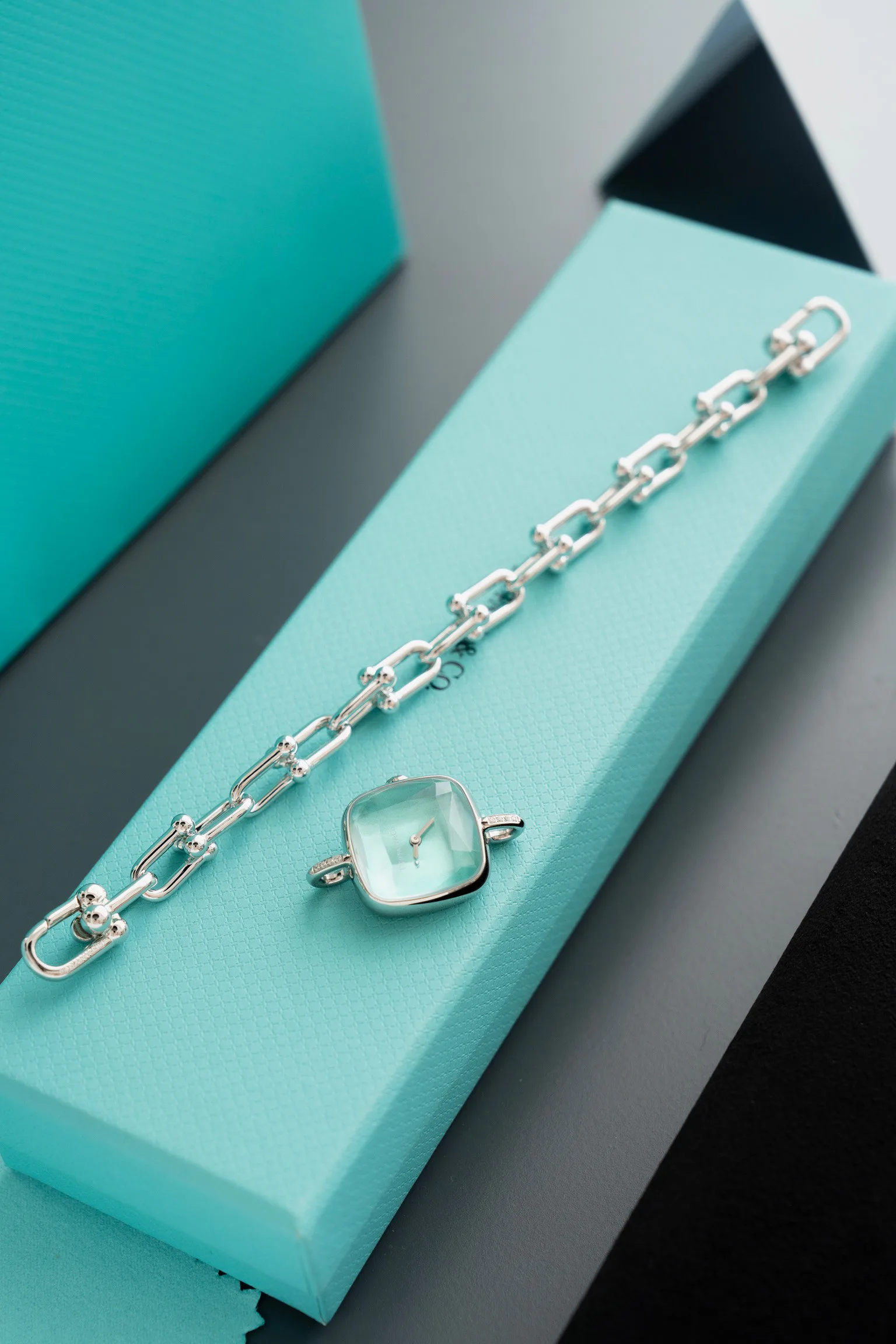 Часы Женские Tiffany 12832612
