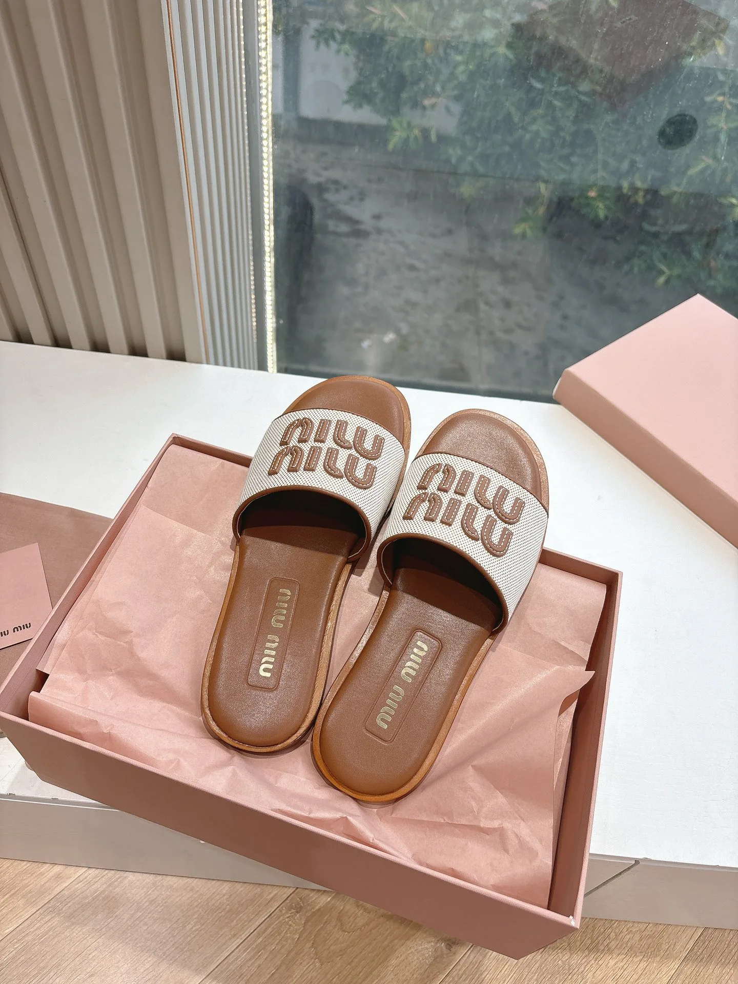 Шлепанцы Женские Miu Miu 12715027