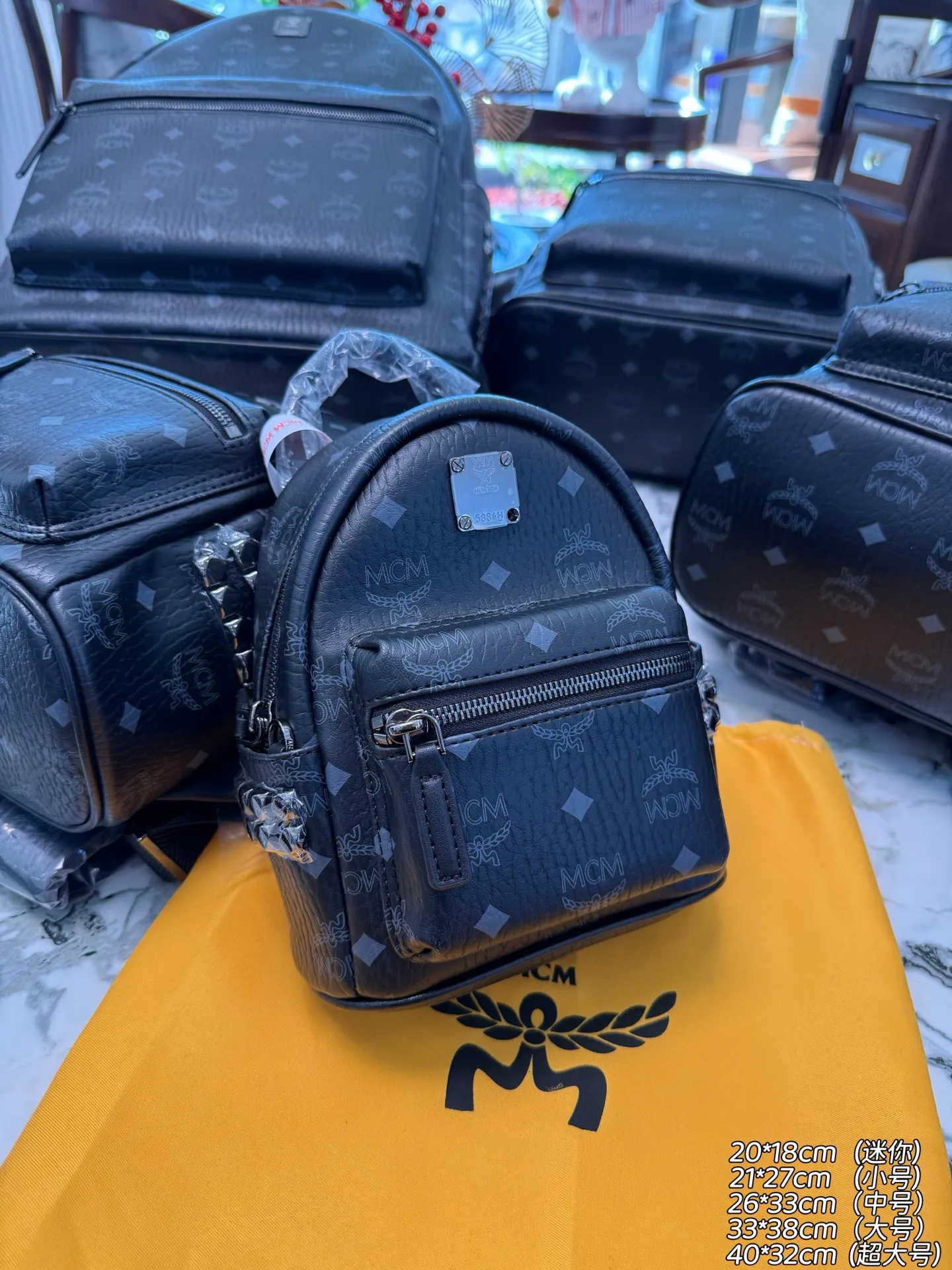 Рюкзаки Женские Mcm 1853430