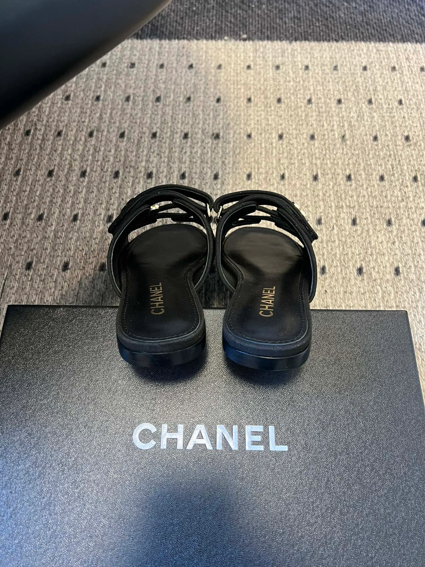 Шлепанцы Женские Chanel 9845446