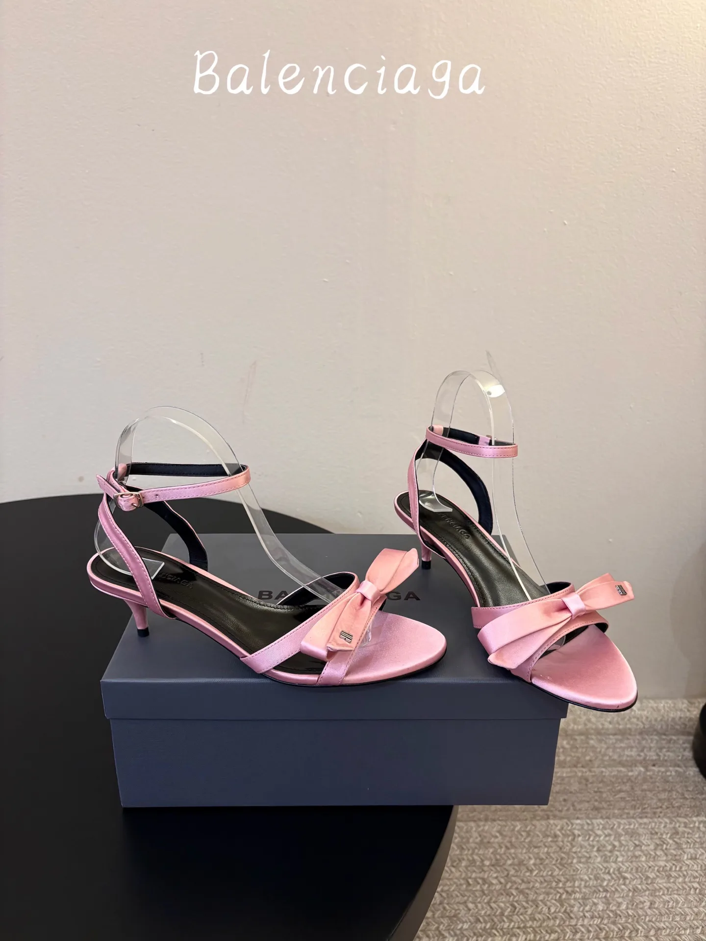 Босоножки Женские Balenciaga 18360965