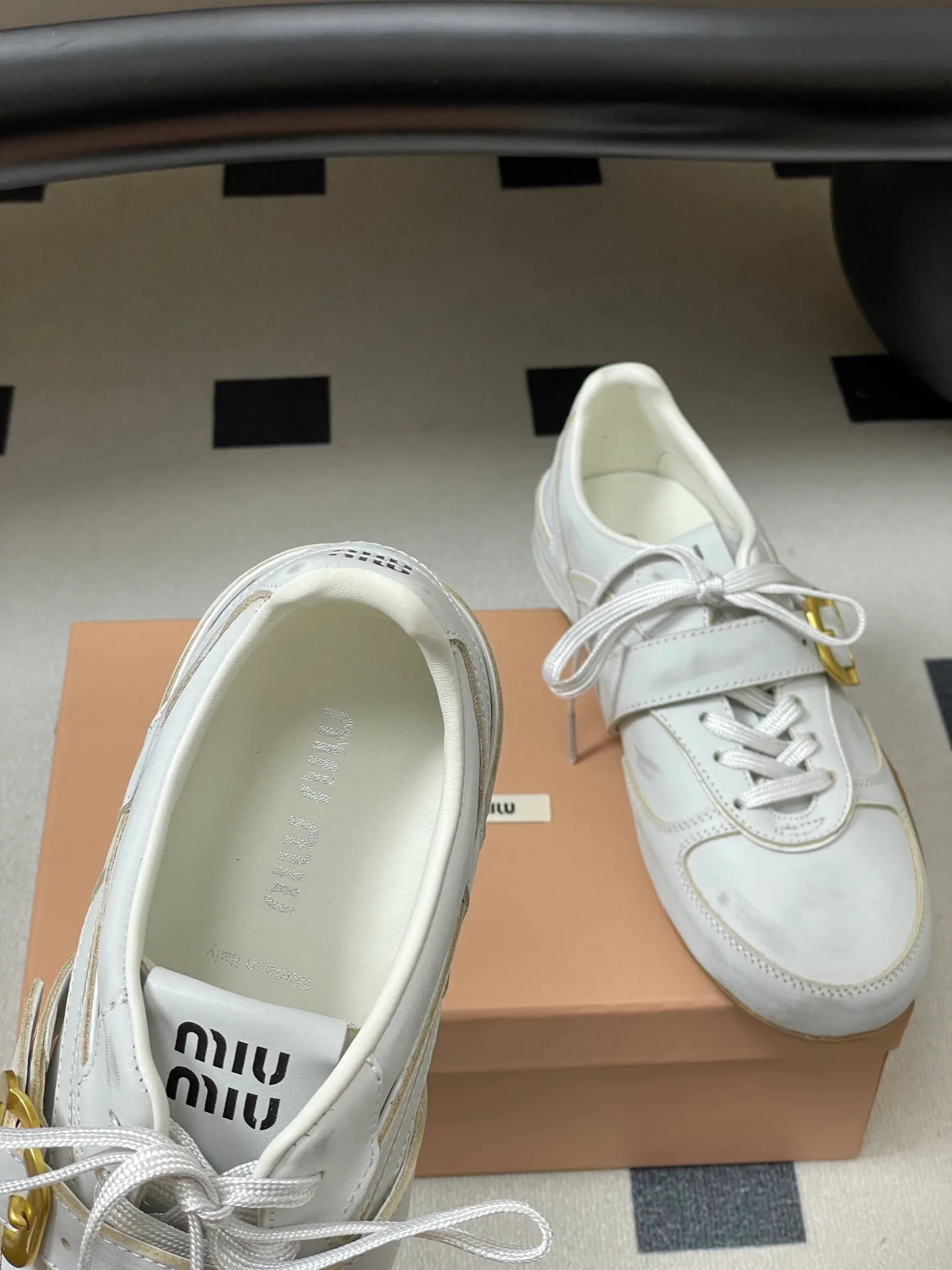 Кроссовки Женские Miu Miu 11409858