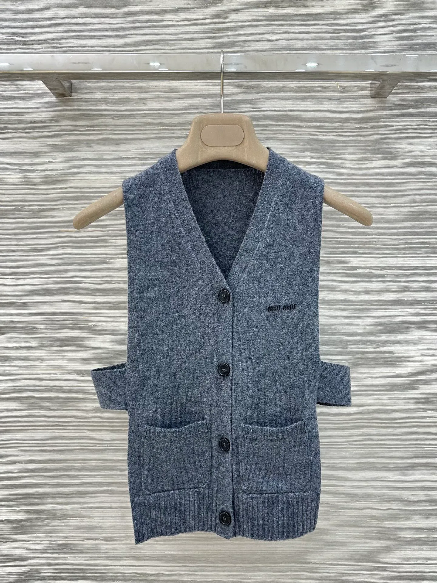 Жилеты Женские Miu Miu 11891476