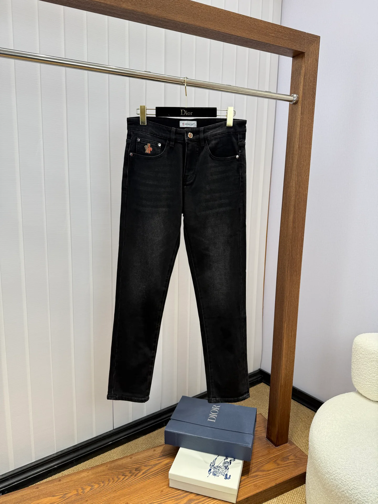 Джинсы Мужские Moncler 18029769
