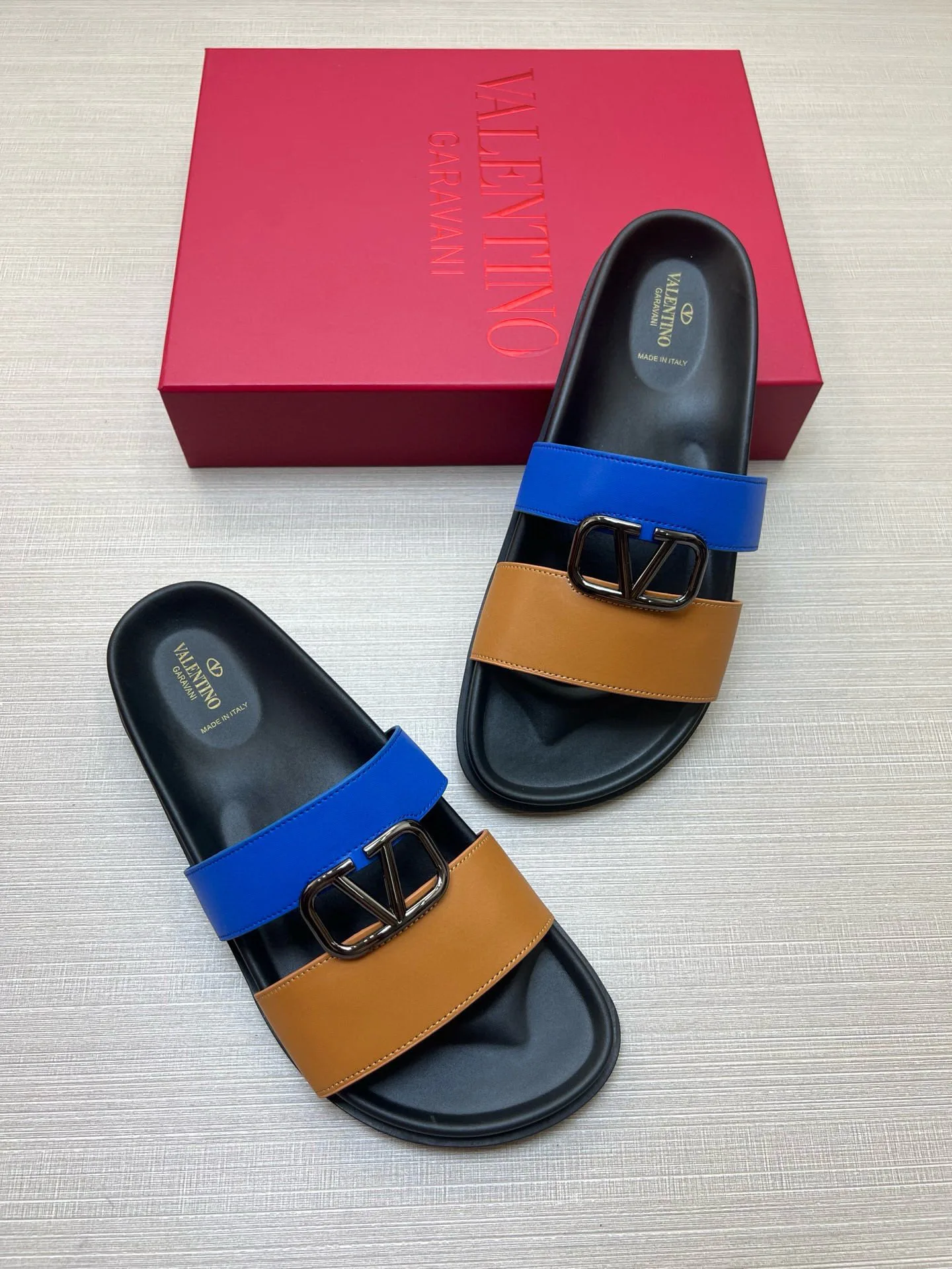 Шлепанцы Мужские Valentino 10646289