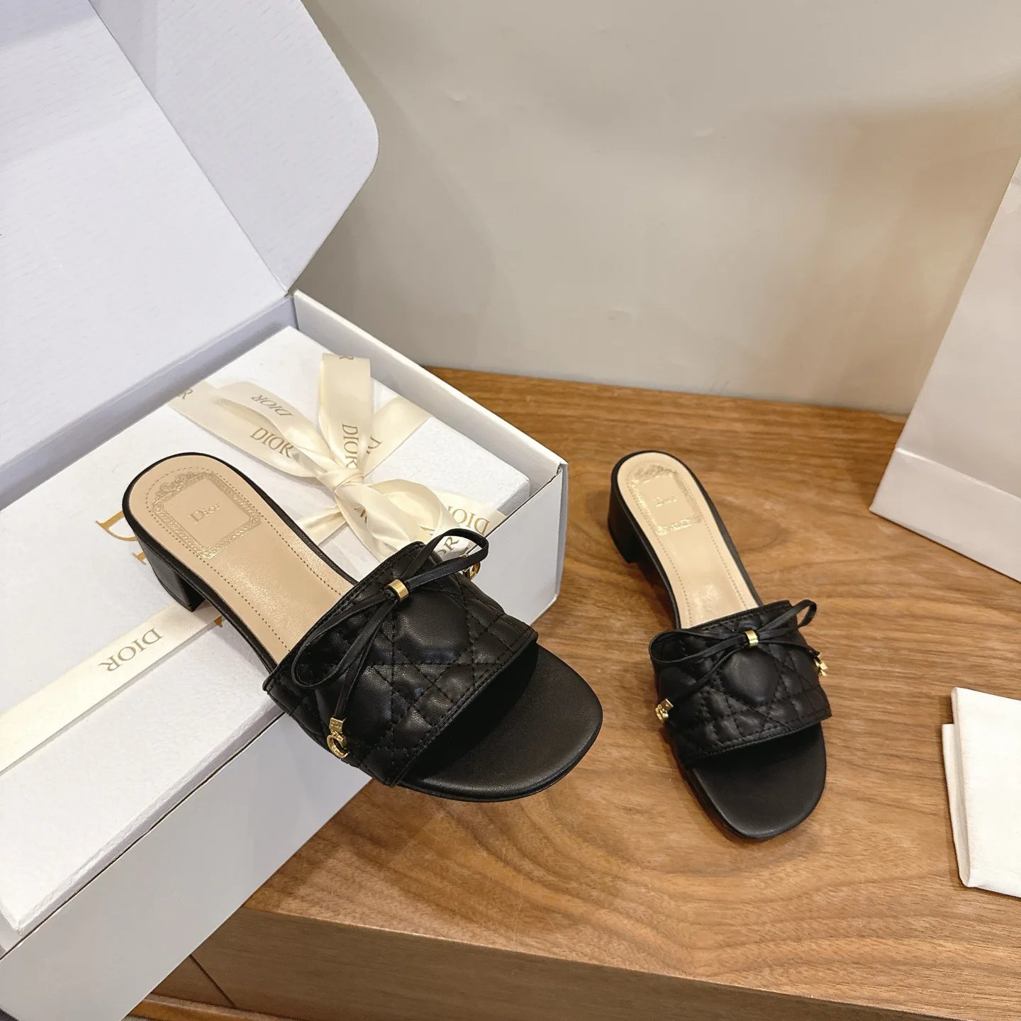 Босоножки Женские Christian Dior 13581838