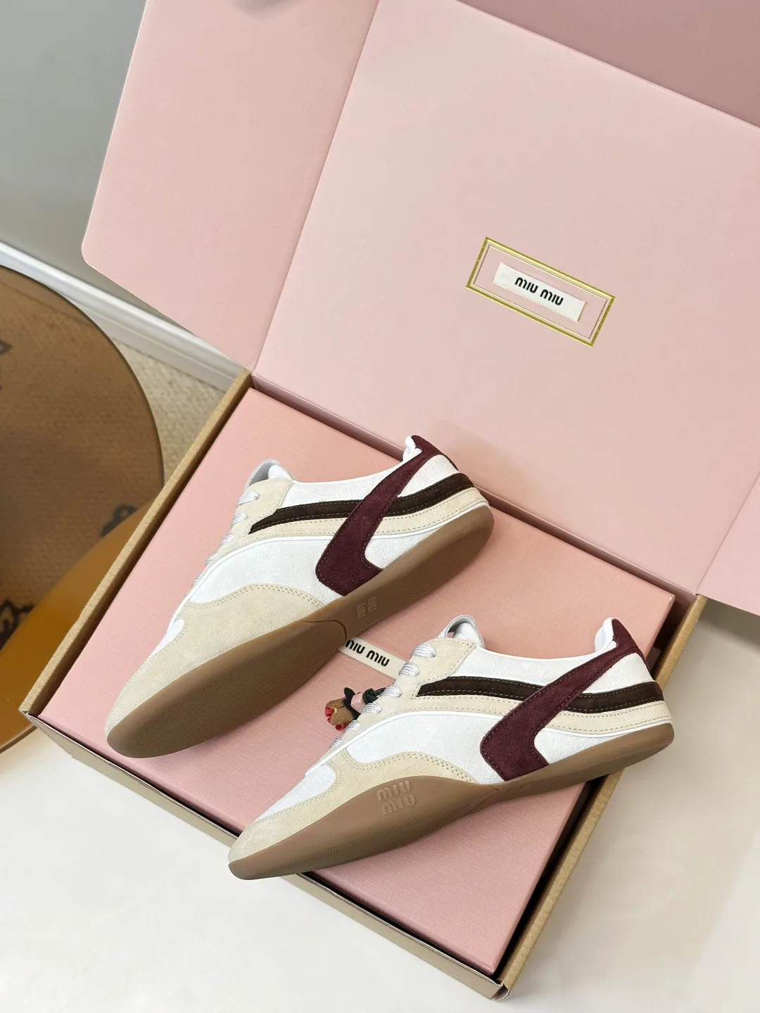 Кроссовки Женские Miu Miu 18164555