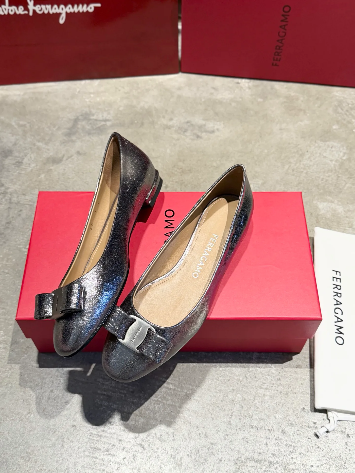 Балетки Женские Salvatore Ferragamo 18731765