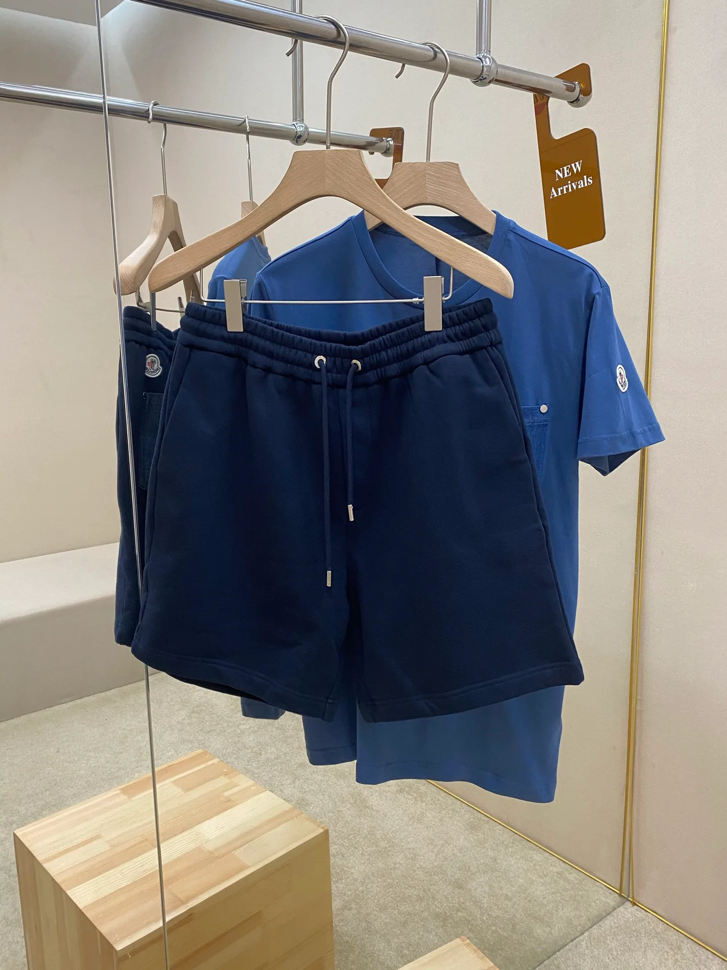 Шорты Мужские Moncler 12680420