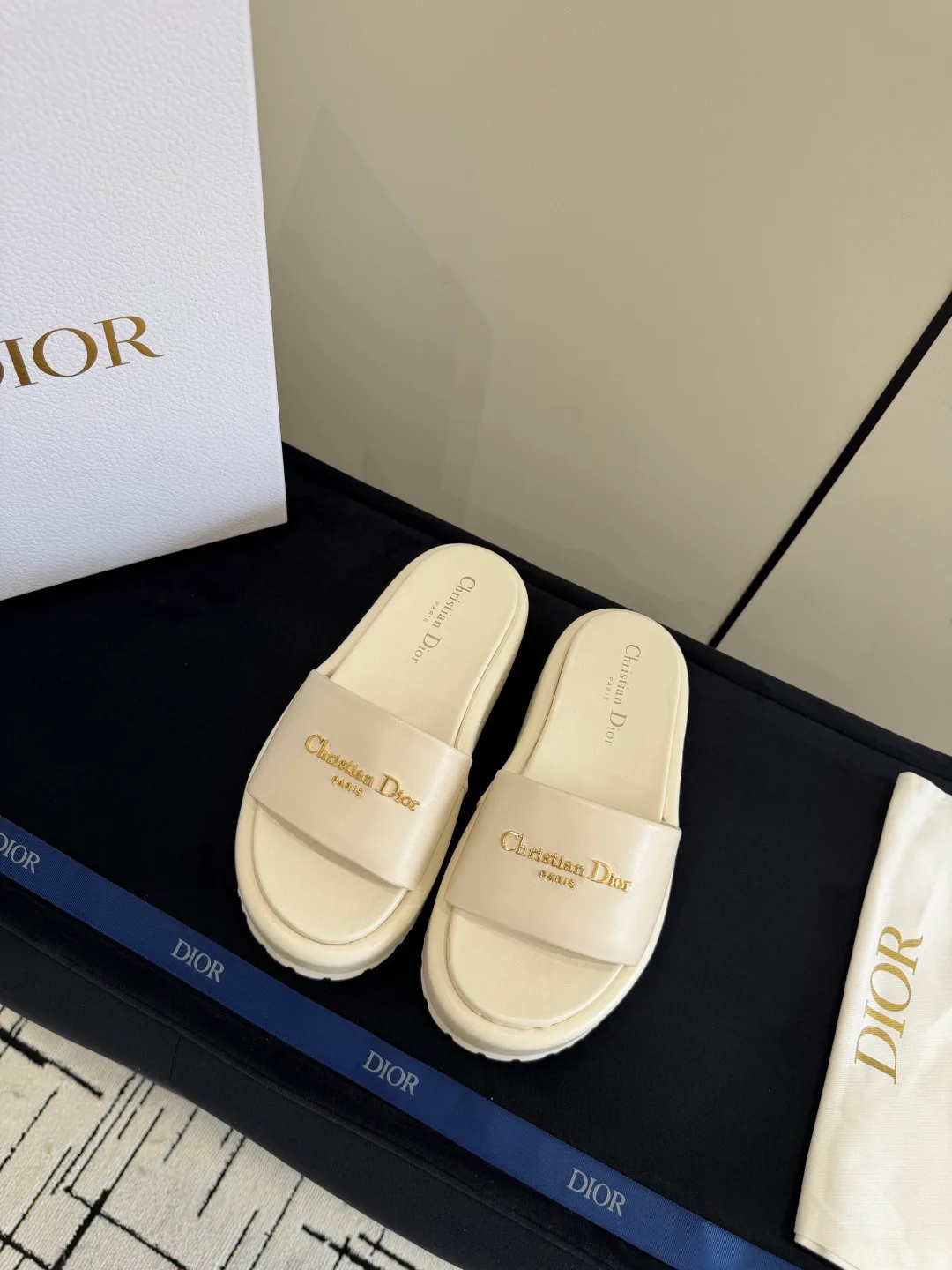 Шлепанцы Женские Christian Dior 11497624