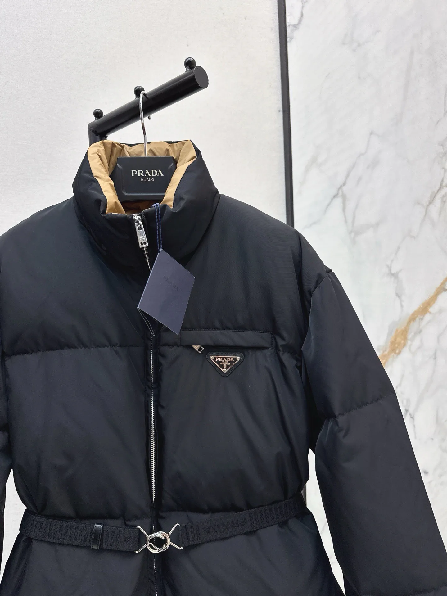 Куртки И Пуховики Женские Prada 19323471