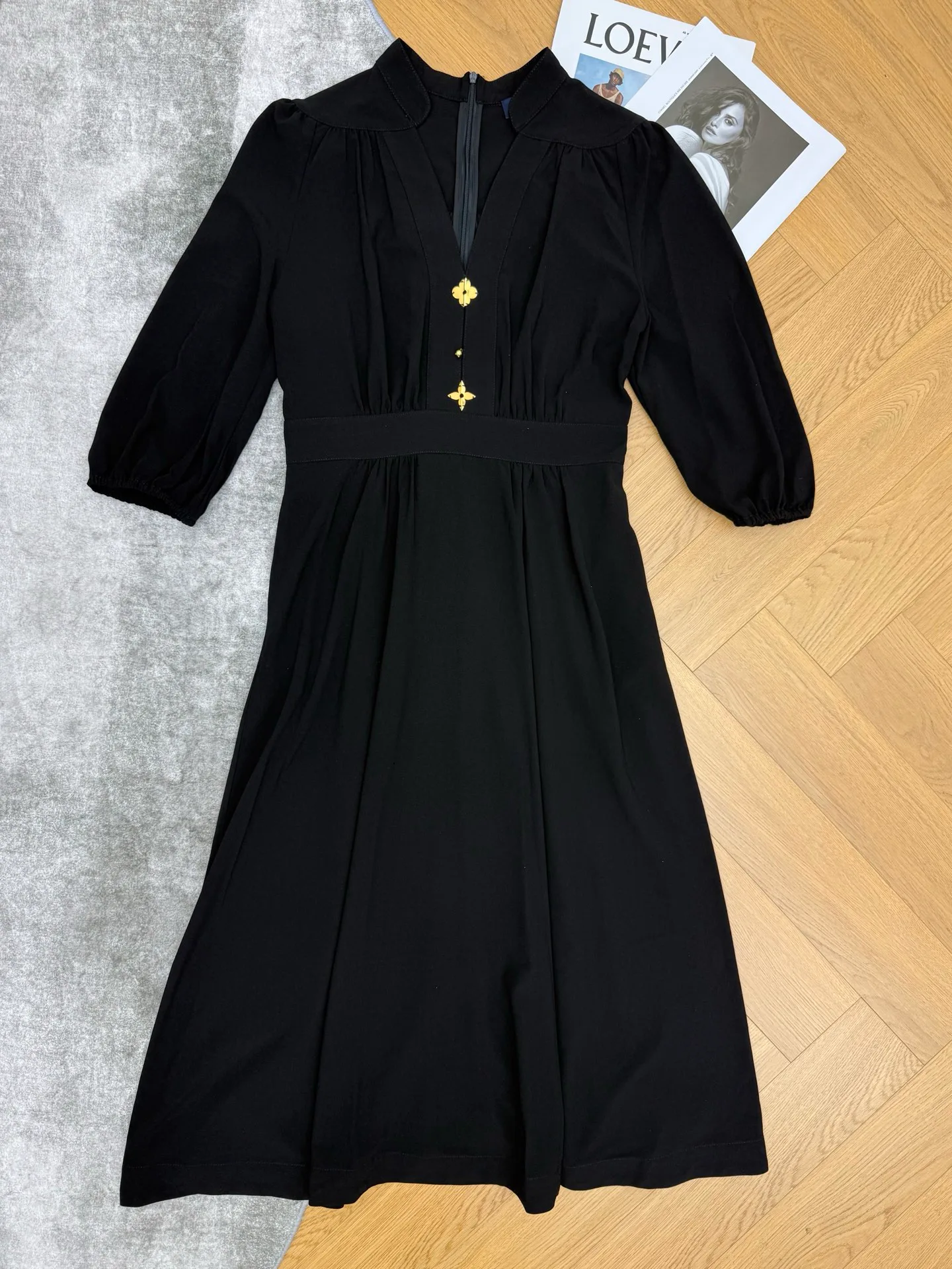 Платья Женские Louis Vuitton 13232020