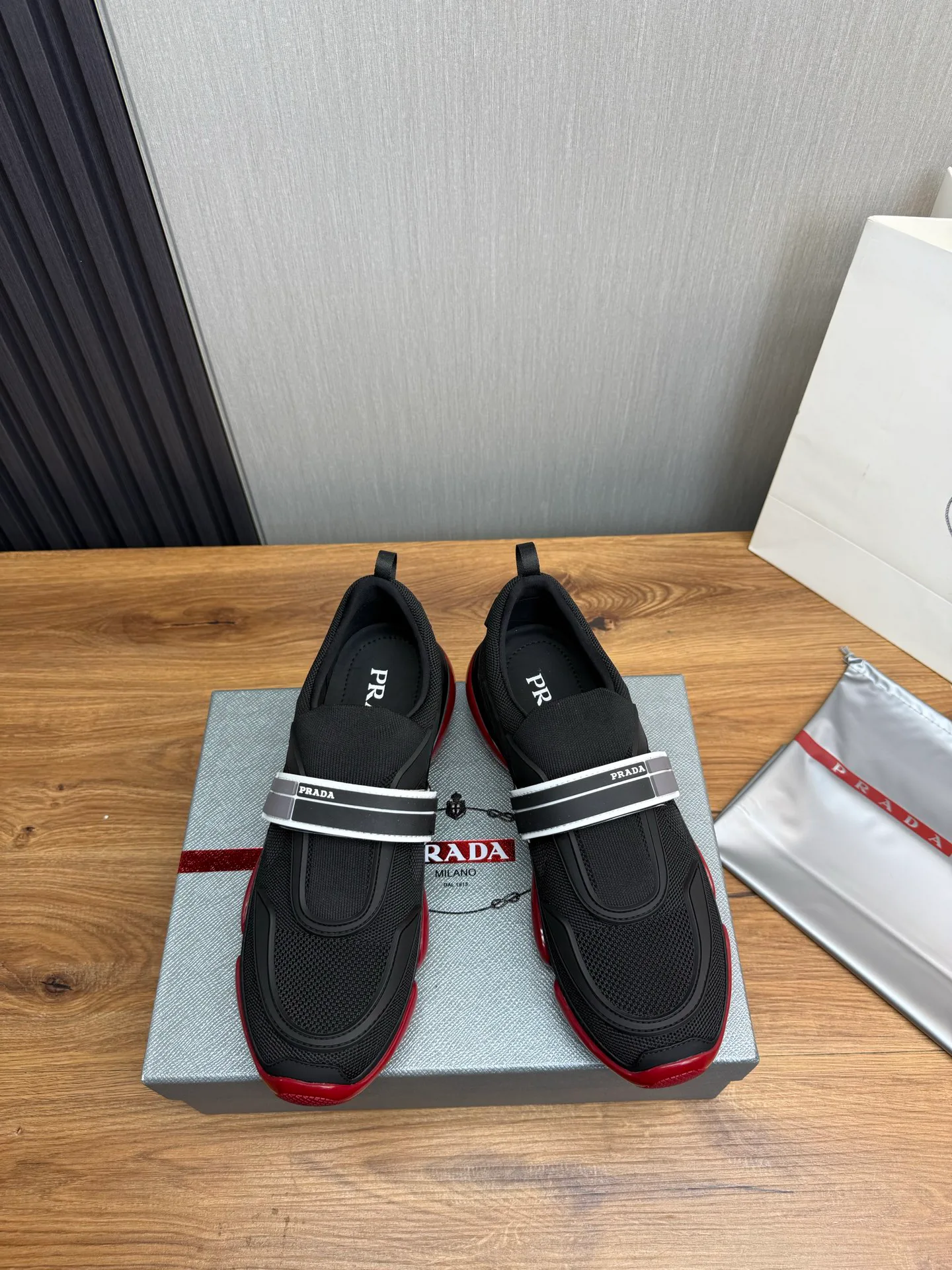 Кроссовки Мужские Prada 13236