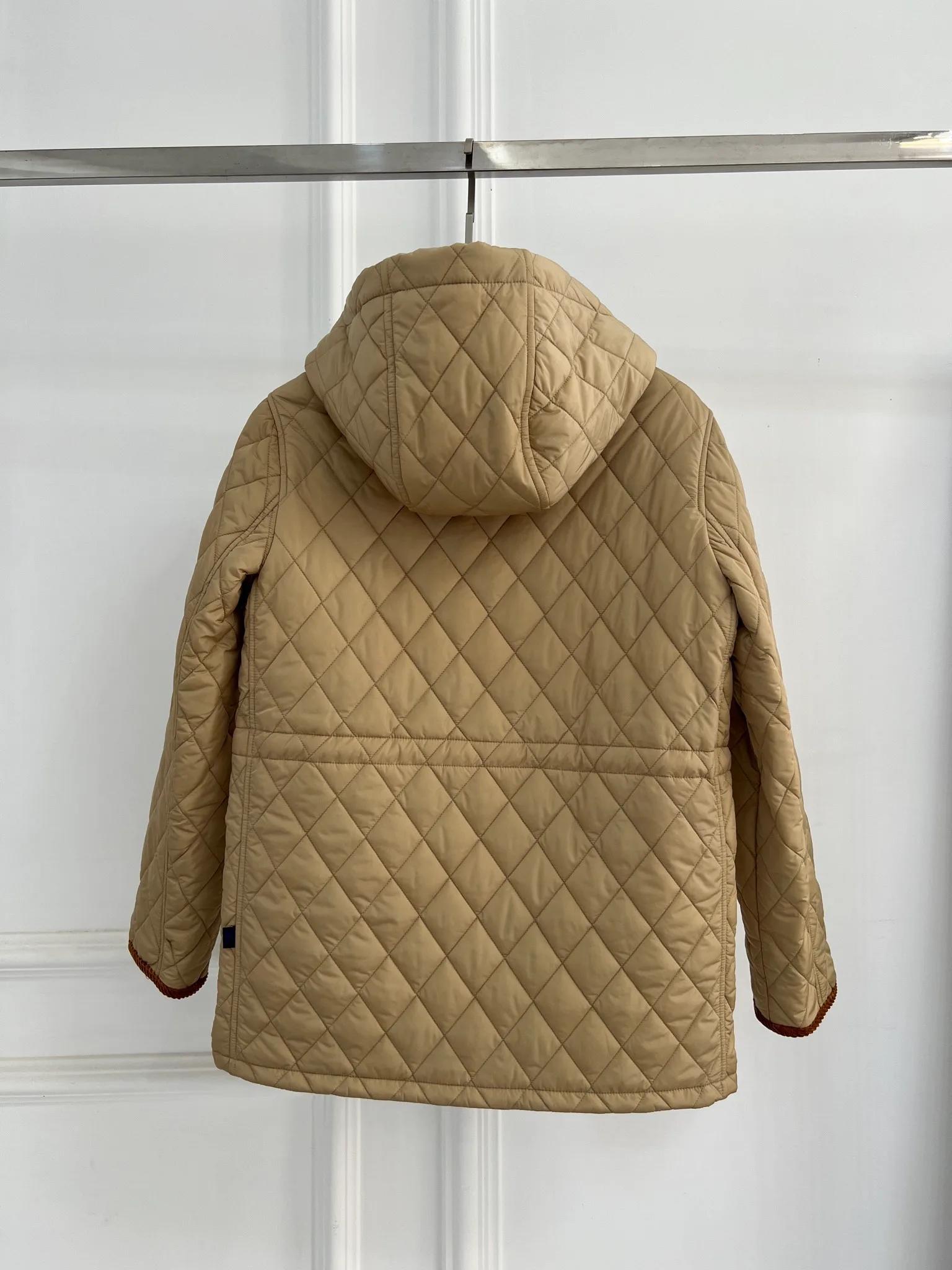 Куртки И Пуховики Женские Burberry 10898963