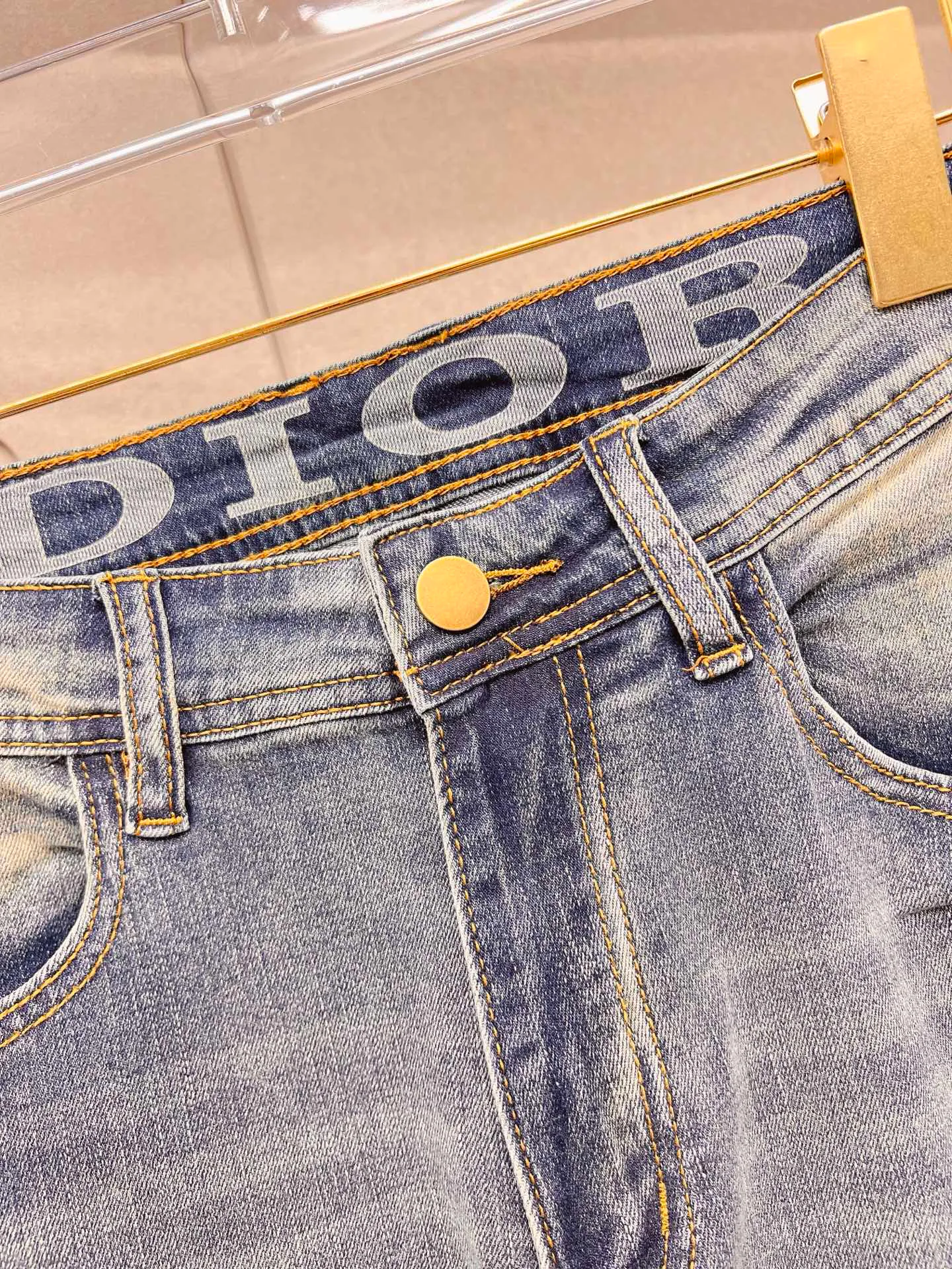 Джинсы Мужские Christian Dior 18098415