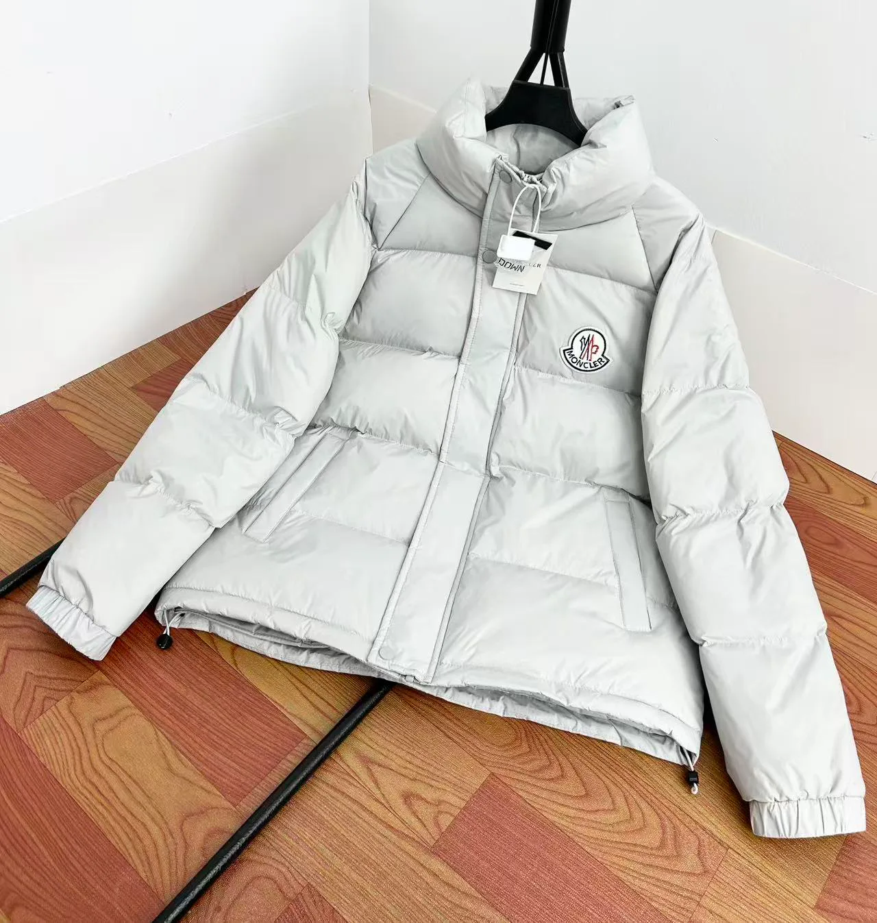 Куртки И Пуховики Женские Moncler 10065715