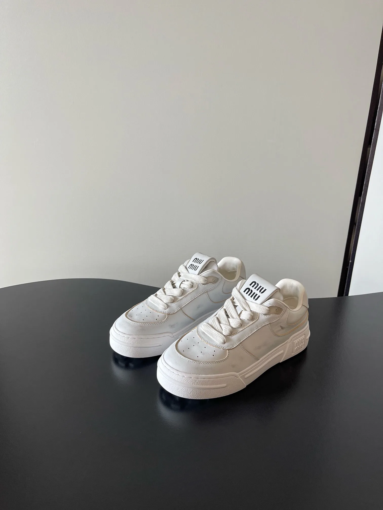 Кроссовки Женские Miu Miu 10478122