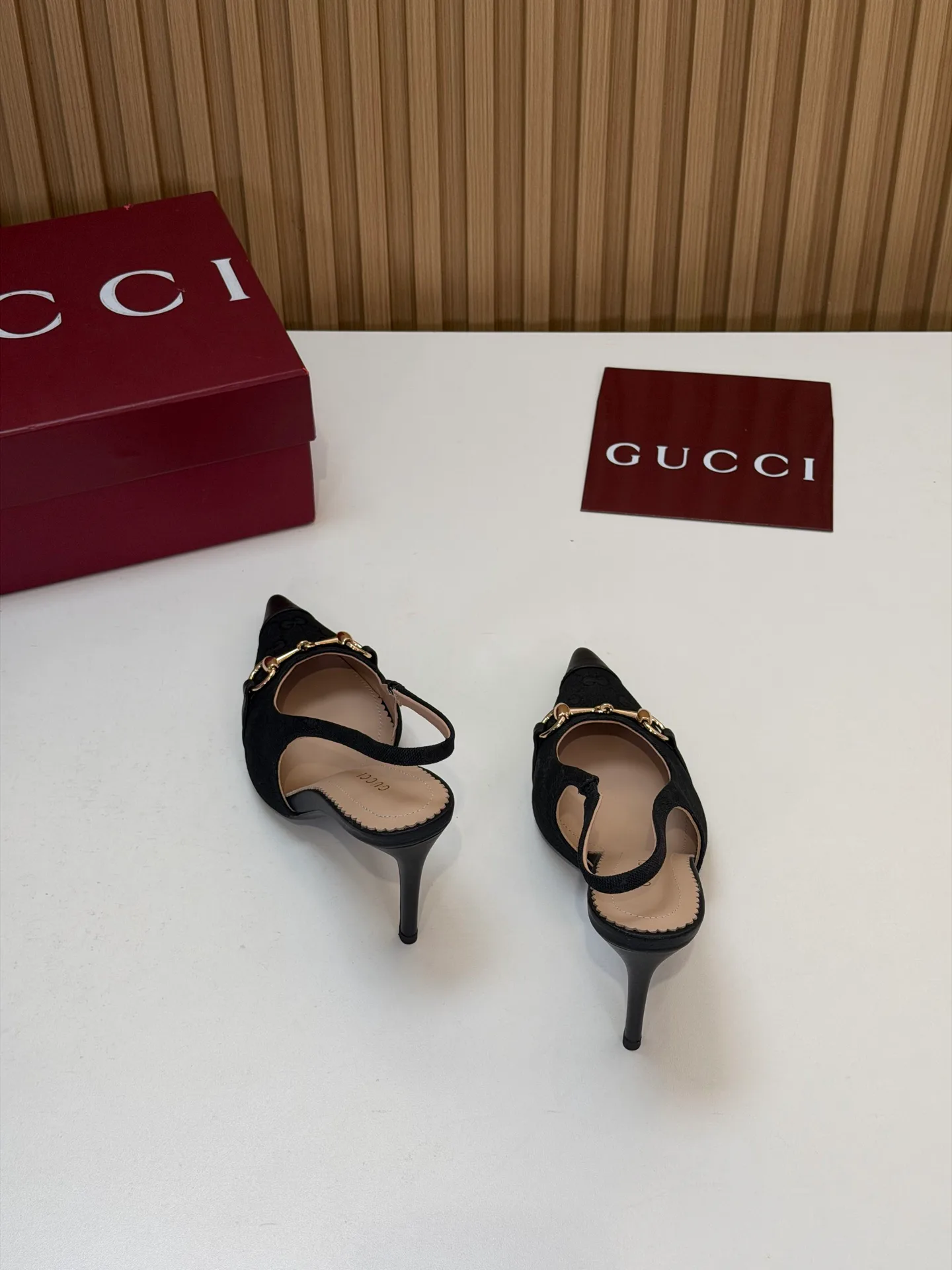 Туфли Женские Gucci 18396283
