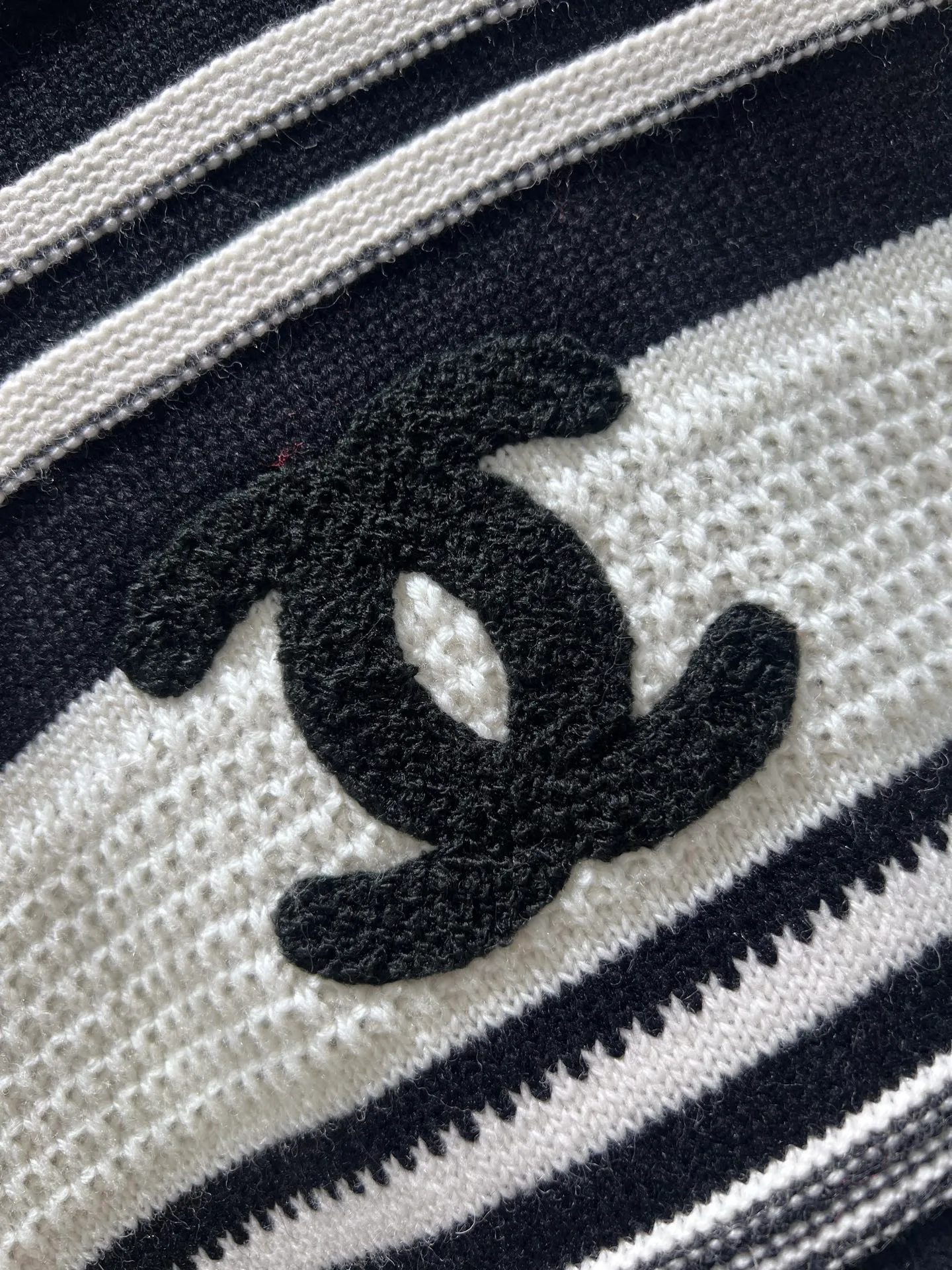 Джемперы И Свитеры Женские Chanel 2999716