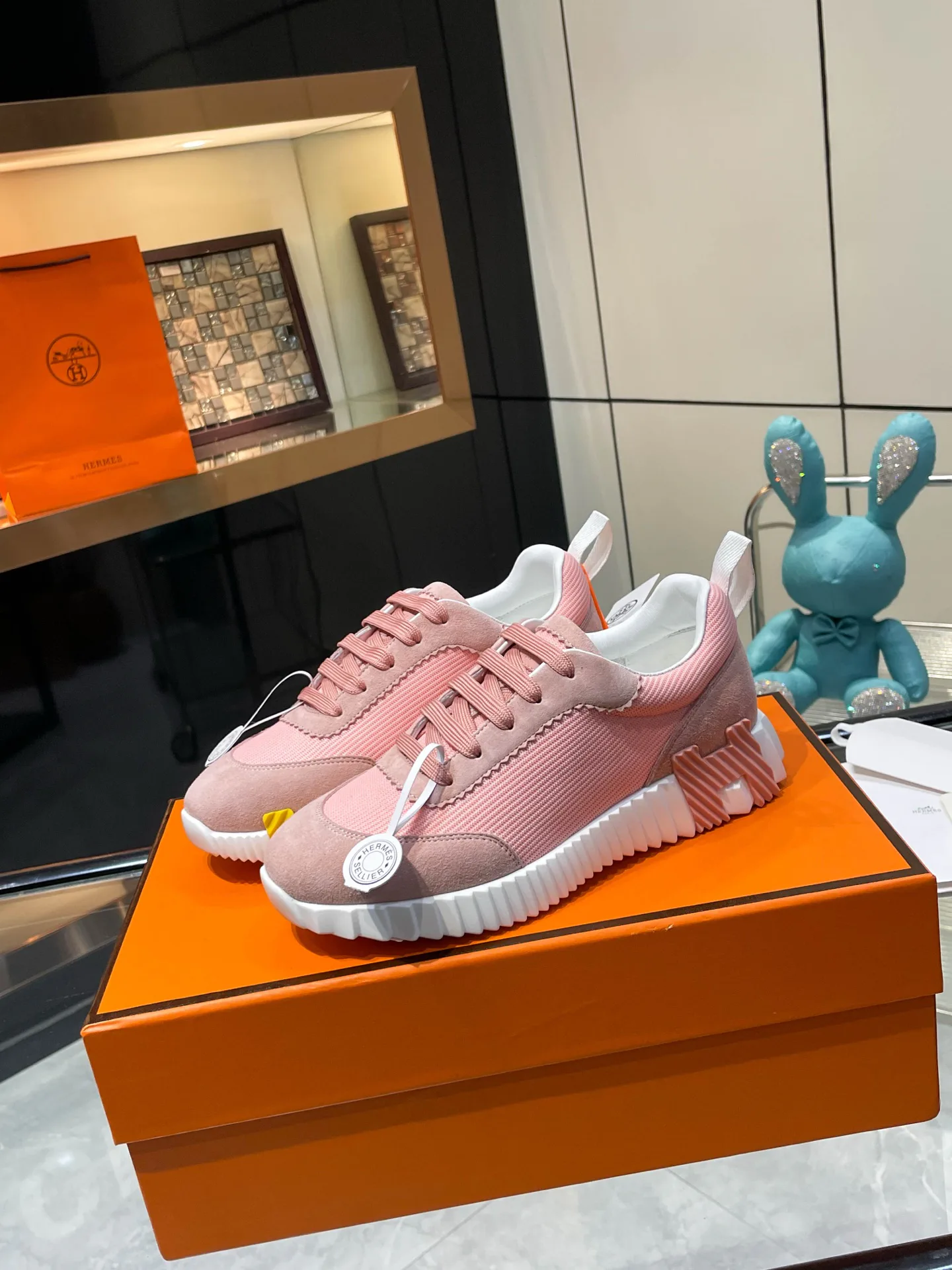 Кроссовки Женские Hermes 232518