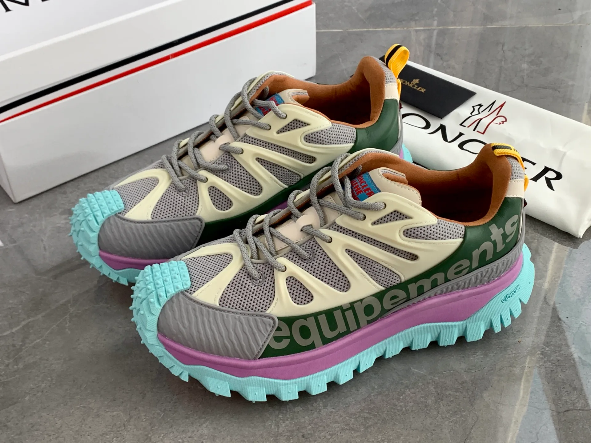 Кроссовки Женские Moncler 228621