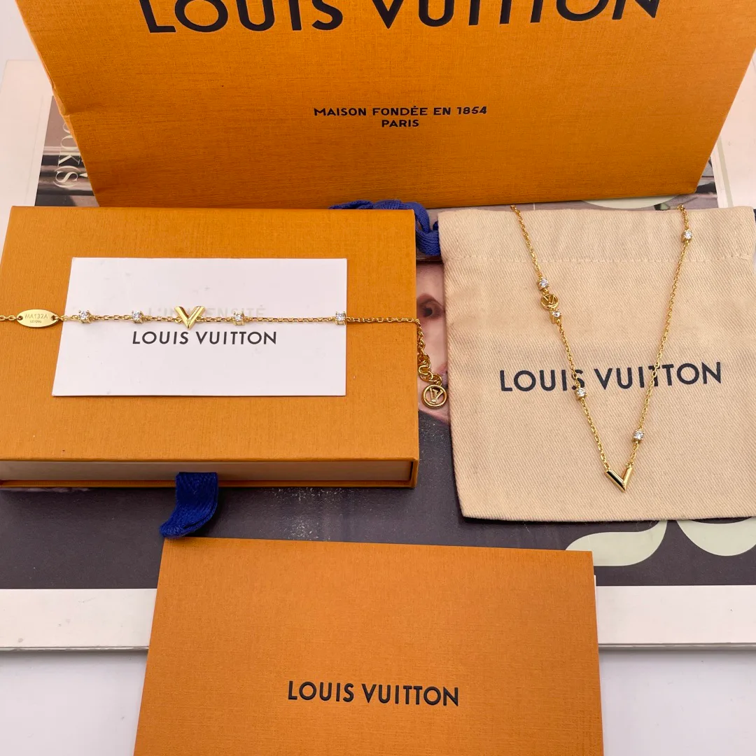 Бижутерия Louis Vuitton 18441622