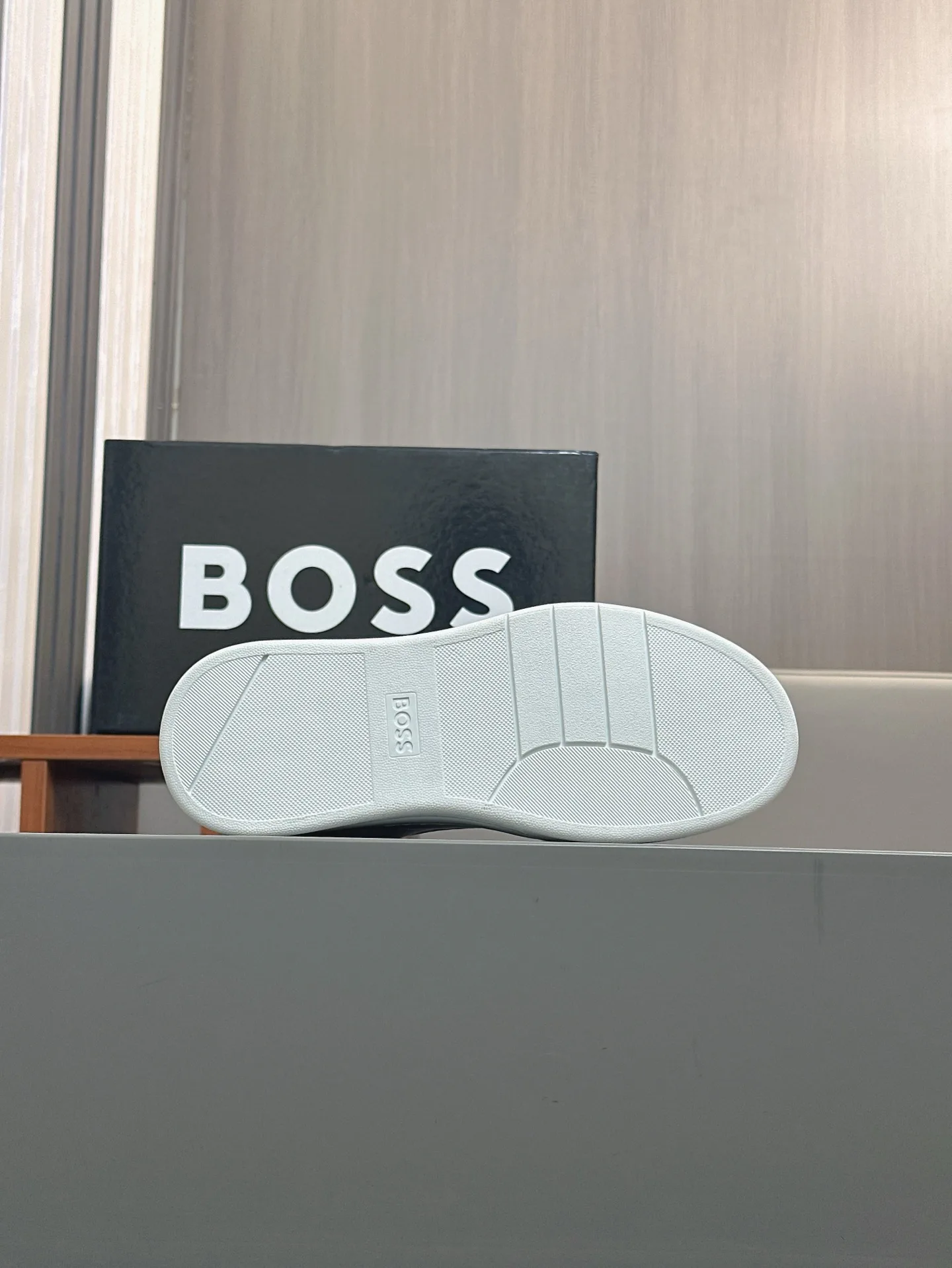 Кроссовки Мужские Hugo Boss 34392