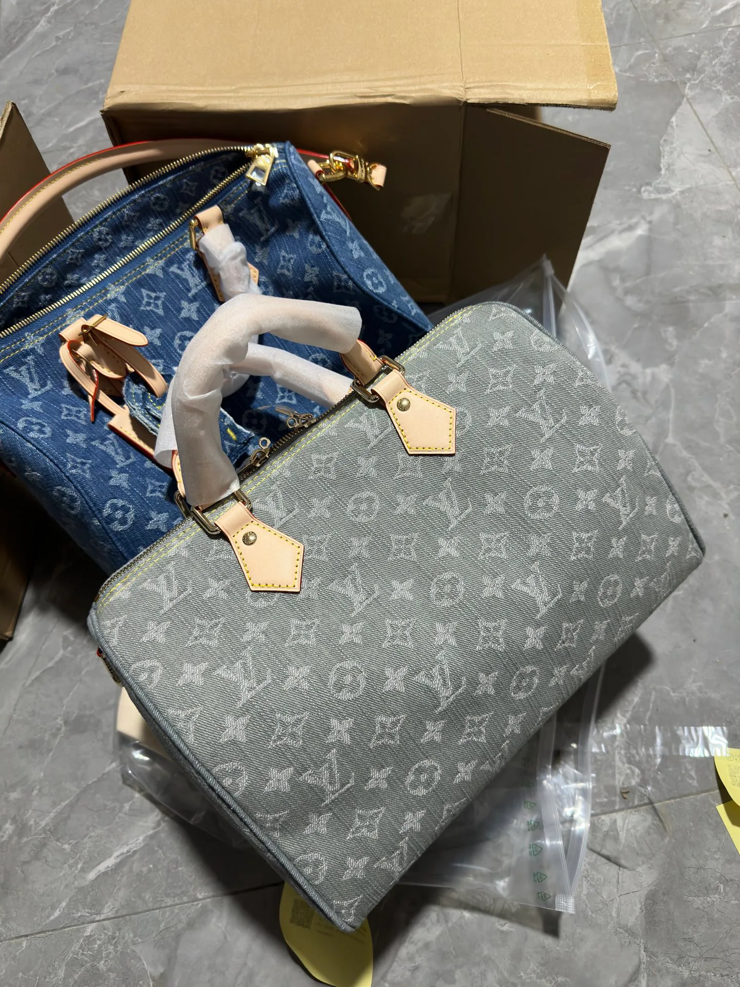 Классические Сумки Женские Louis Vuitton 12116454