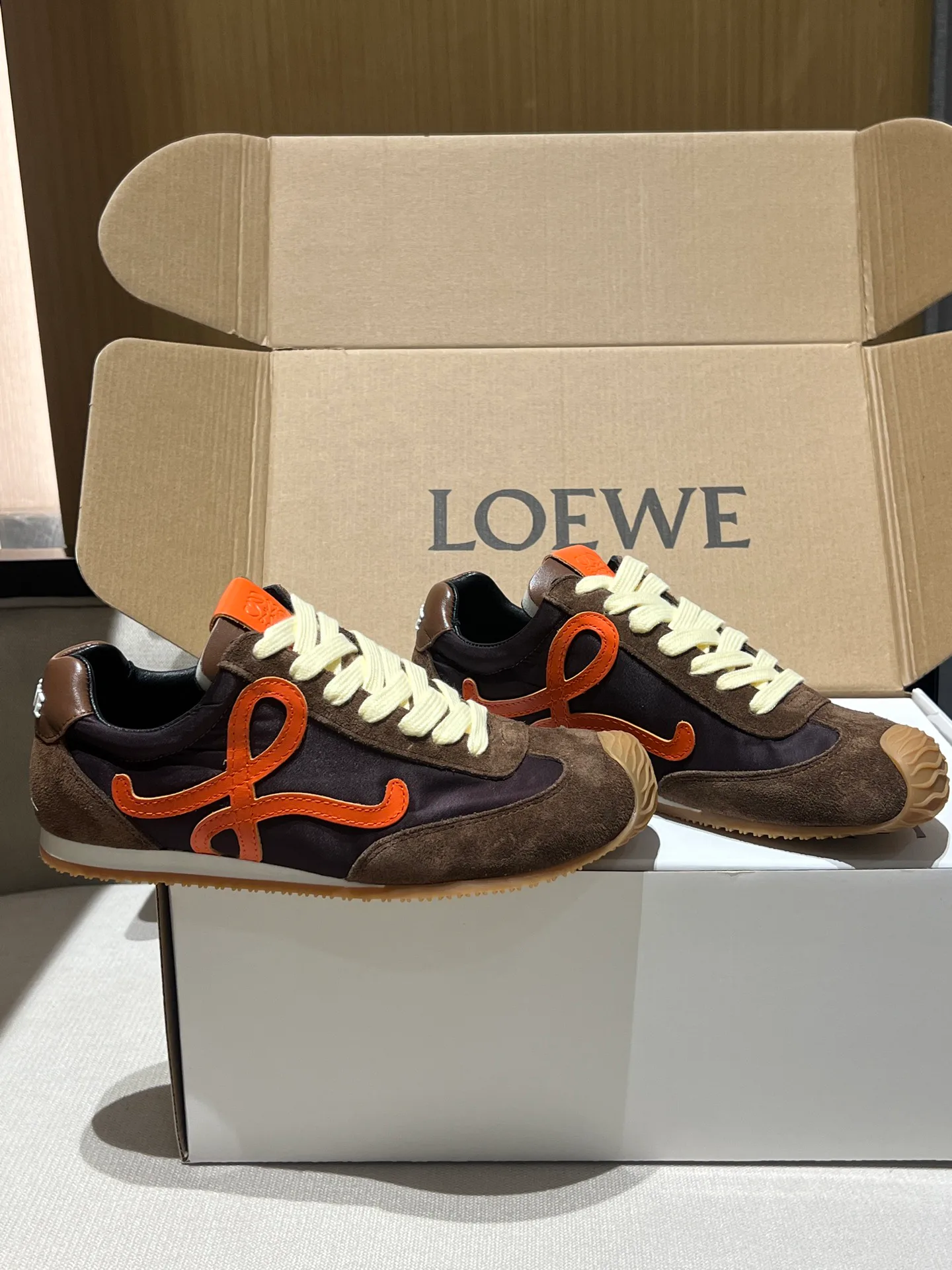 Кроссовки Женские Loewe 1469135