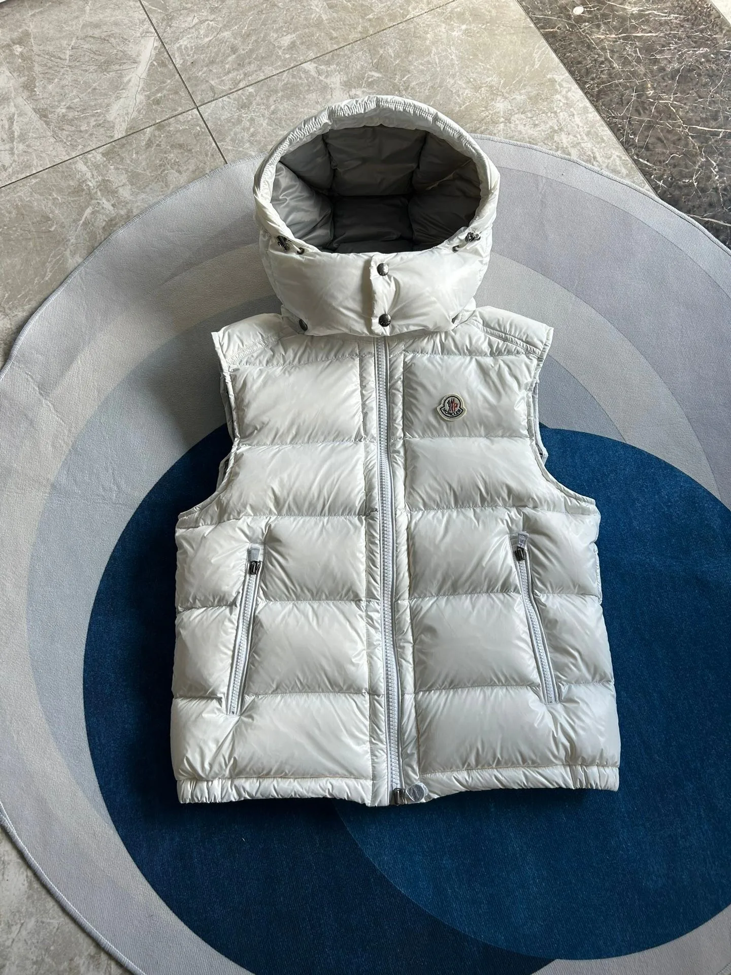 Жилеты Женские Moncler 17942205