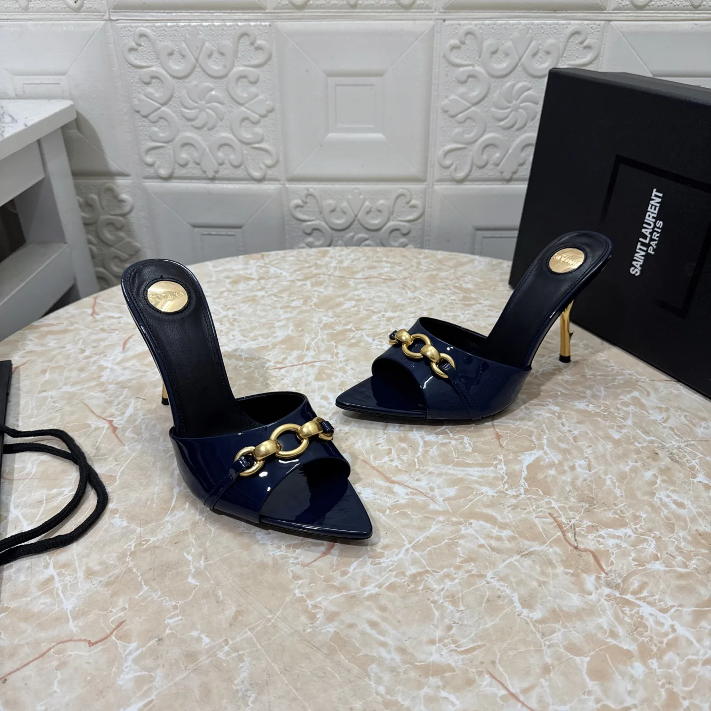 Босоножки Женские Saint Laurent 605554