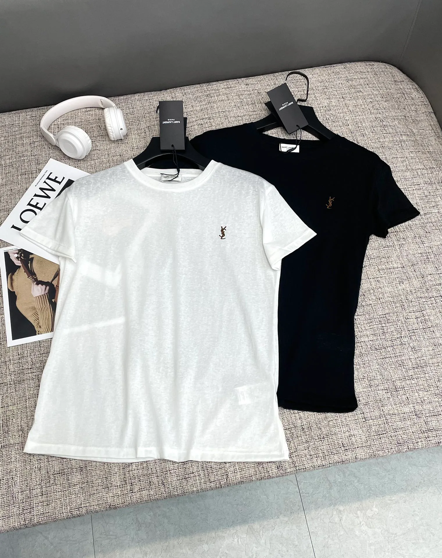 Футболки Женские Saint Laurent 11471596