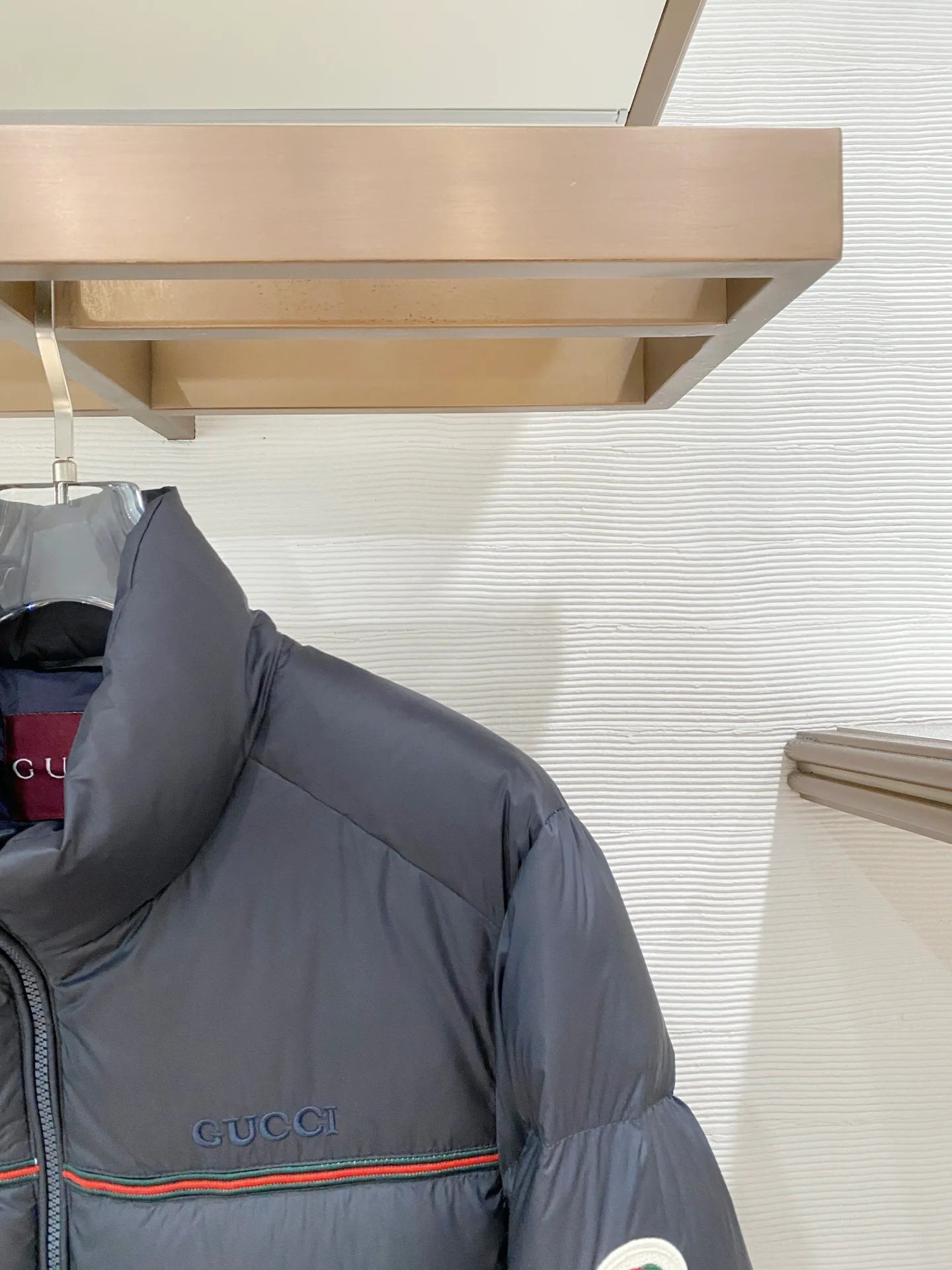 Куртки И Пуховики Женские Gucci 18007831