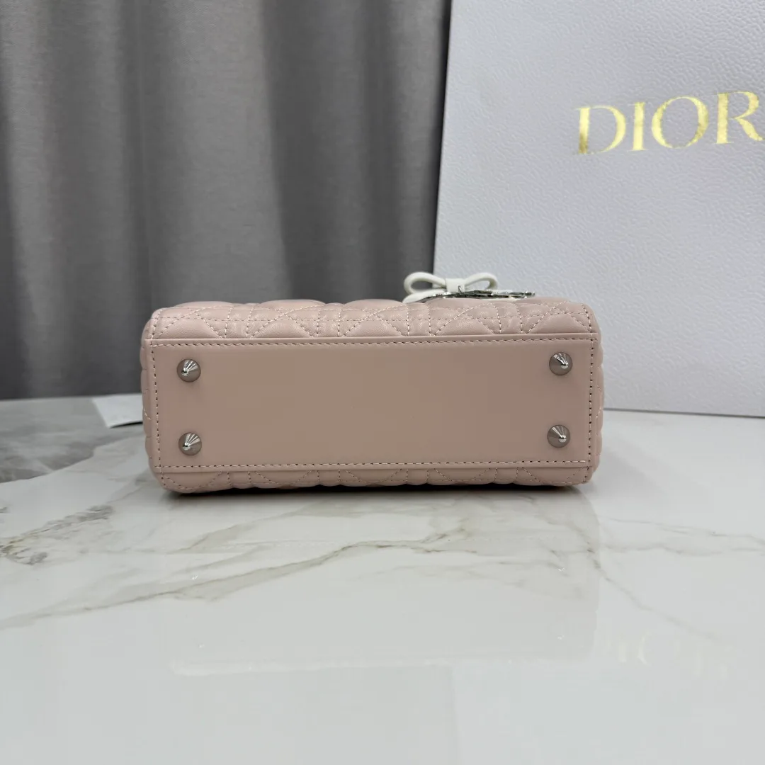 Классические Сумки Женские Christian Dior 12594843