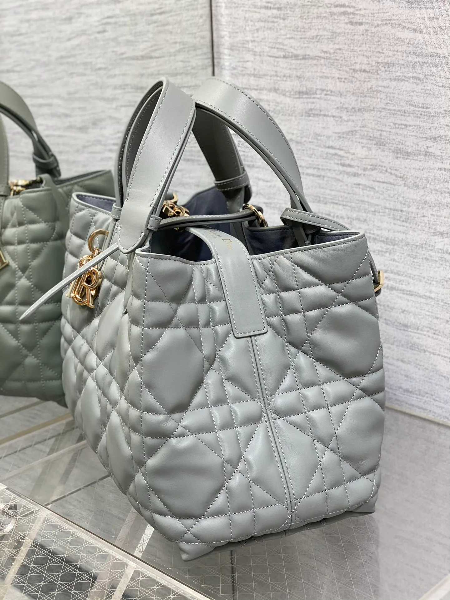 Классические Сумки Женские Christian Dior 11562721