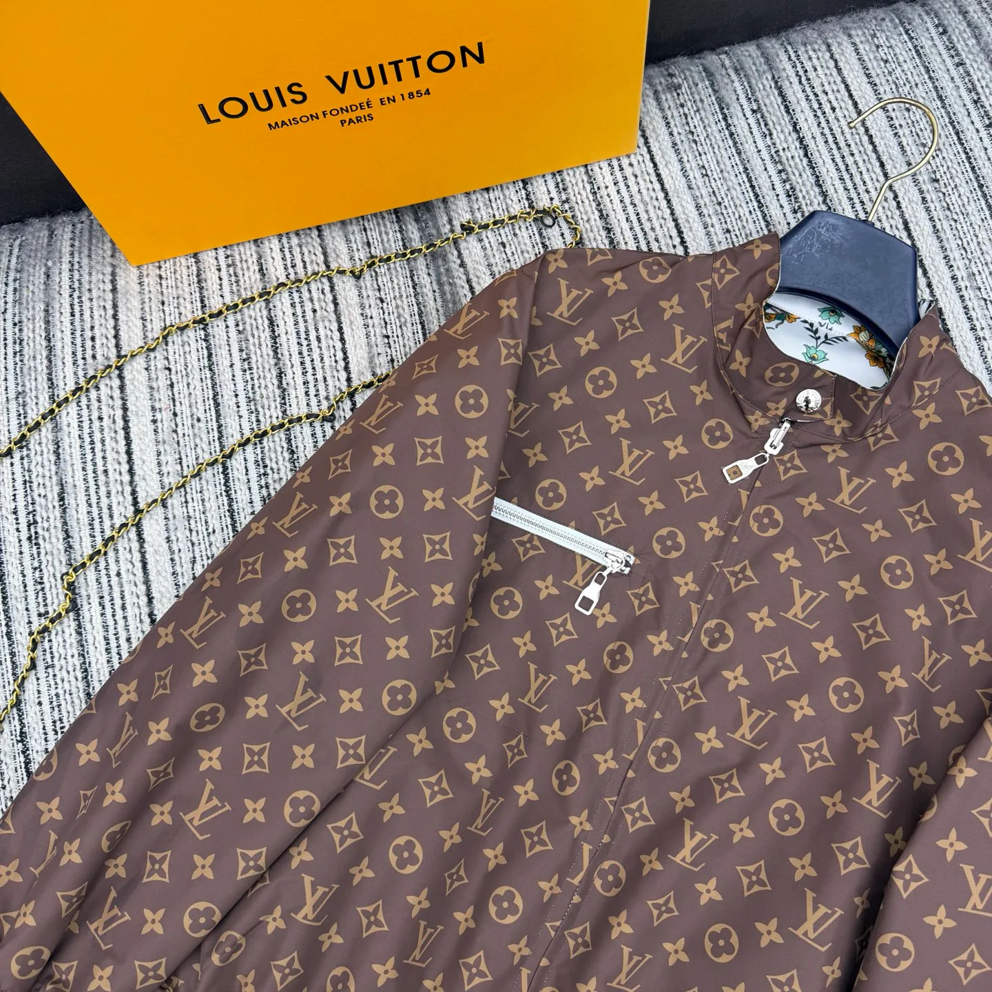 Куртки И Пуховики Мужские Louis Vuitton 10675652