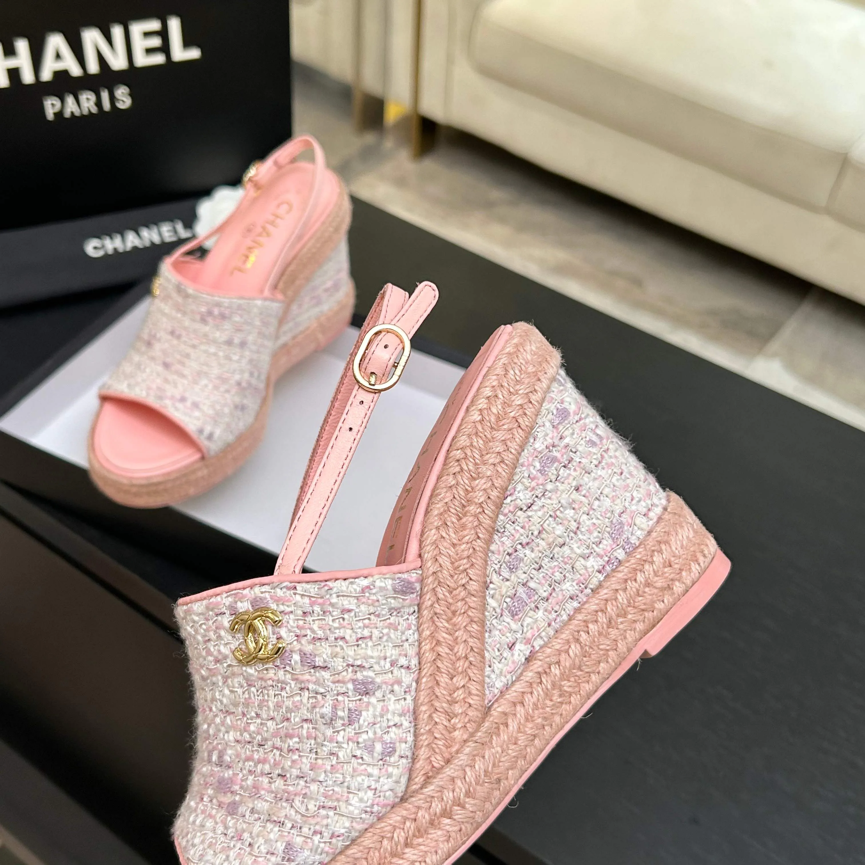 Босоножки Женские Chanel 13224763